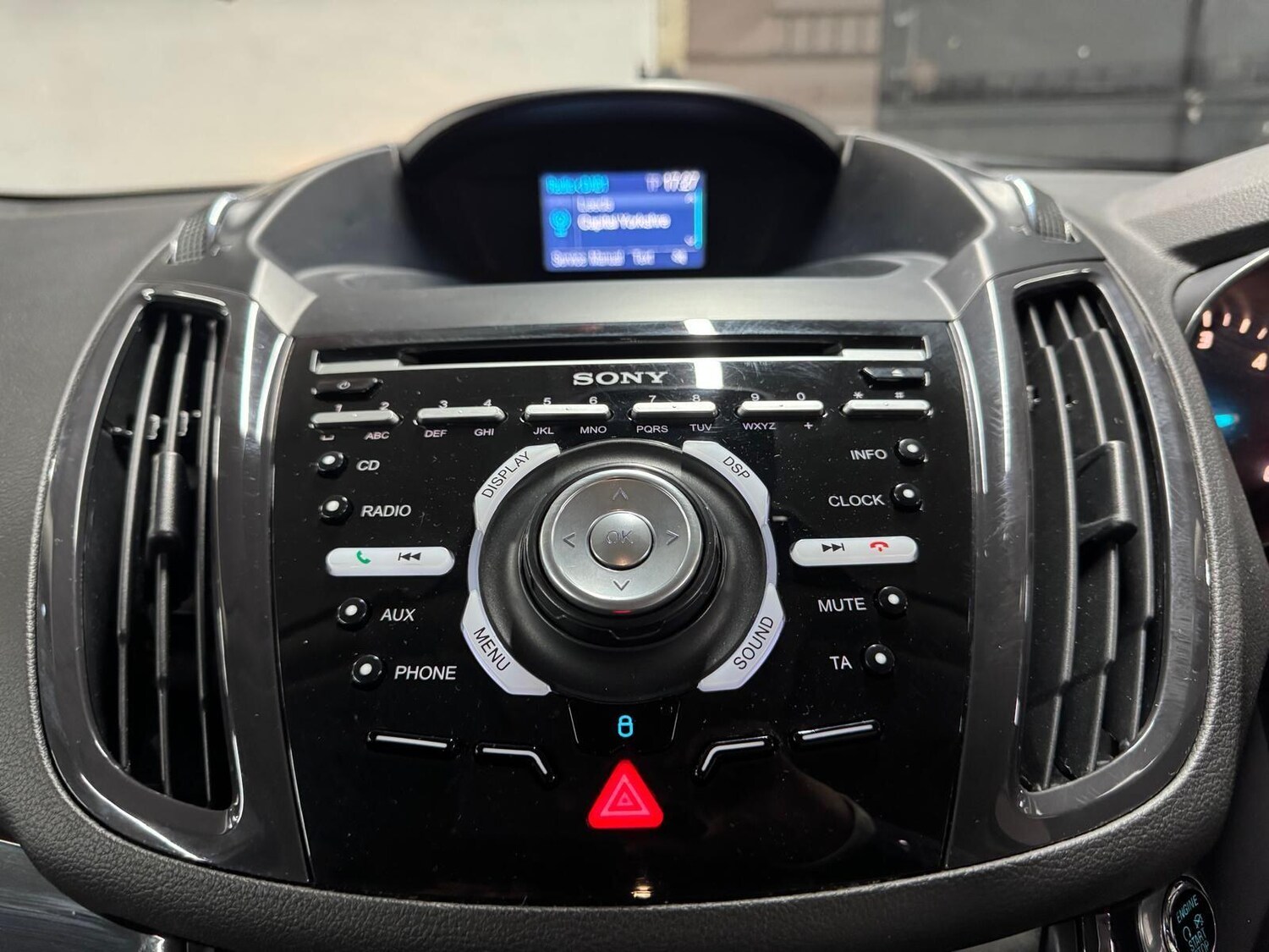 Used Ford Kuga 2015 for sale - 77254600: Photo 41