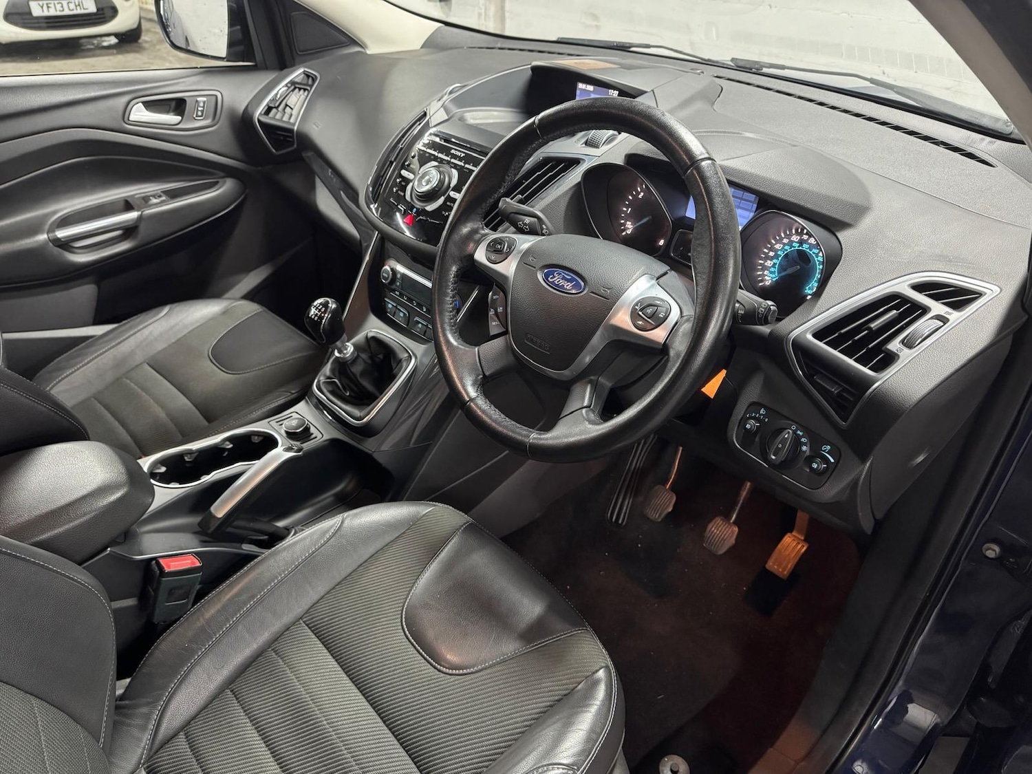 Used Ford Kuga 2015 for sale - 77254600: Photo 44