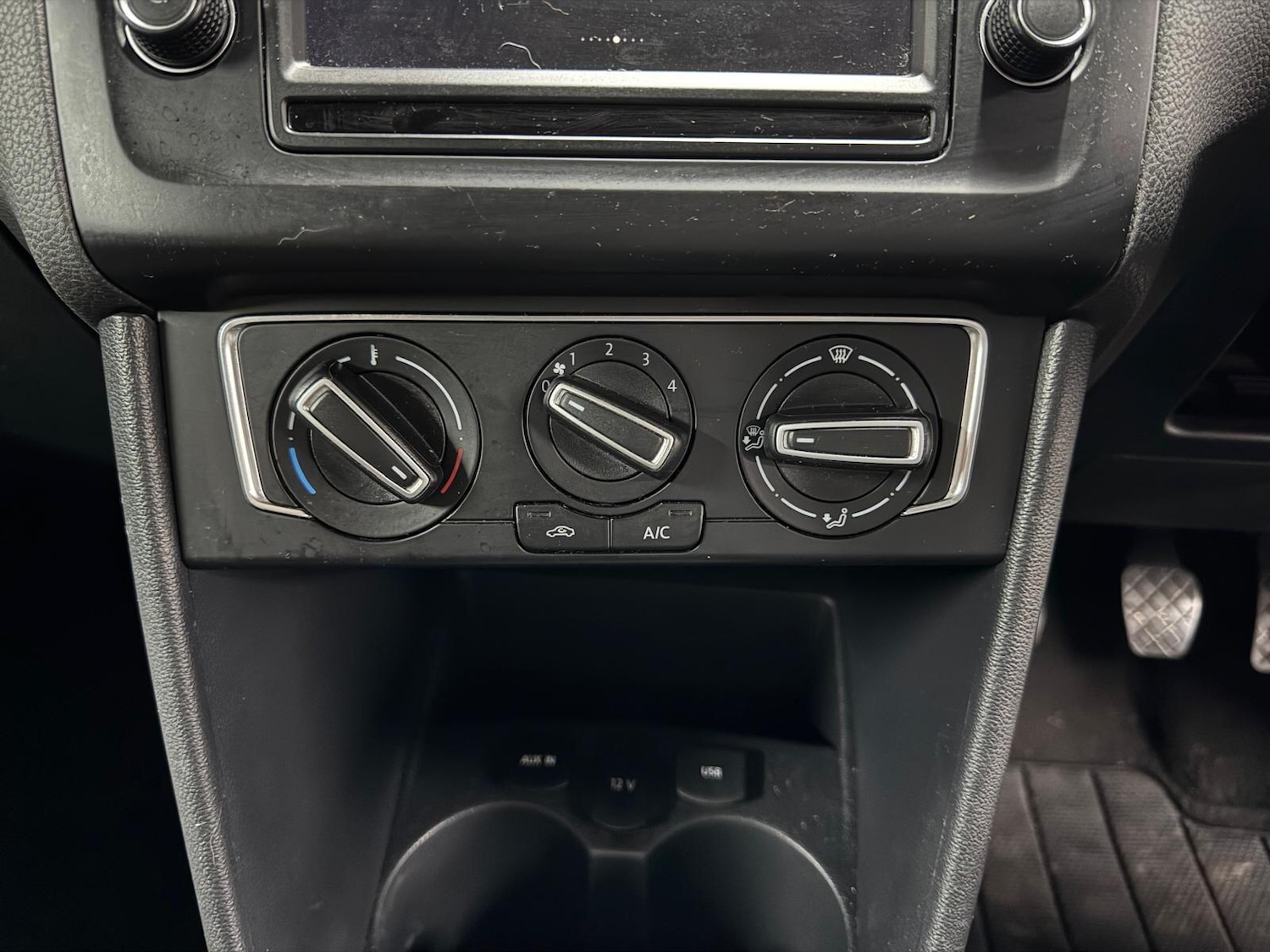 Used Volkswagen Polo 2015 for sale - 76936369: Photo 17