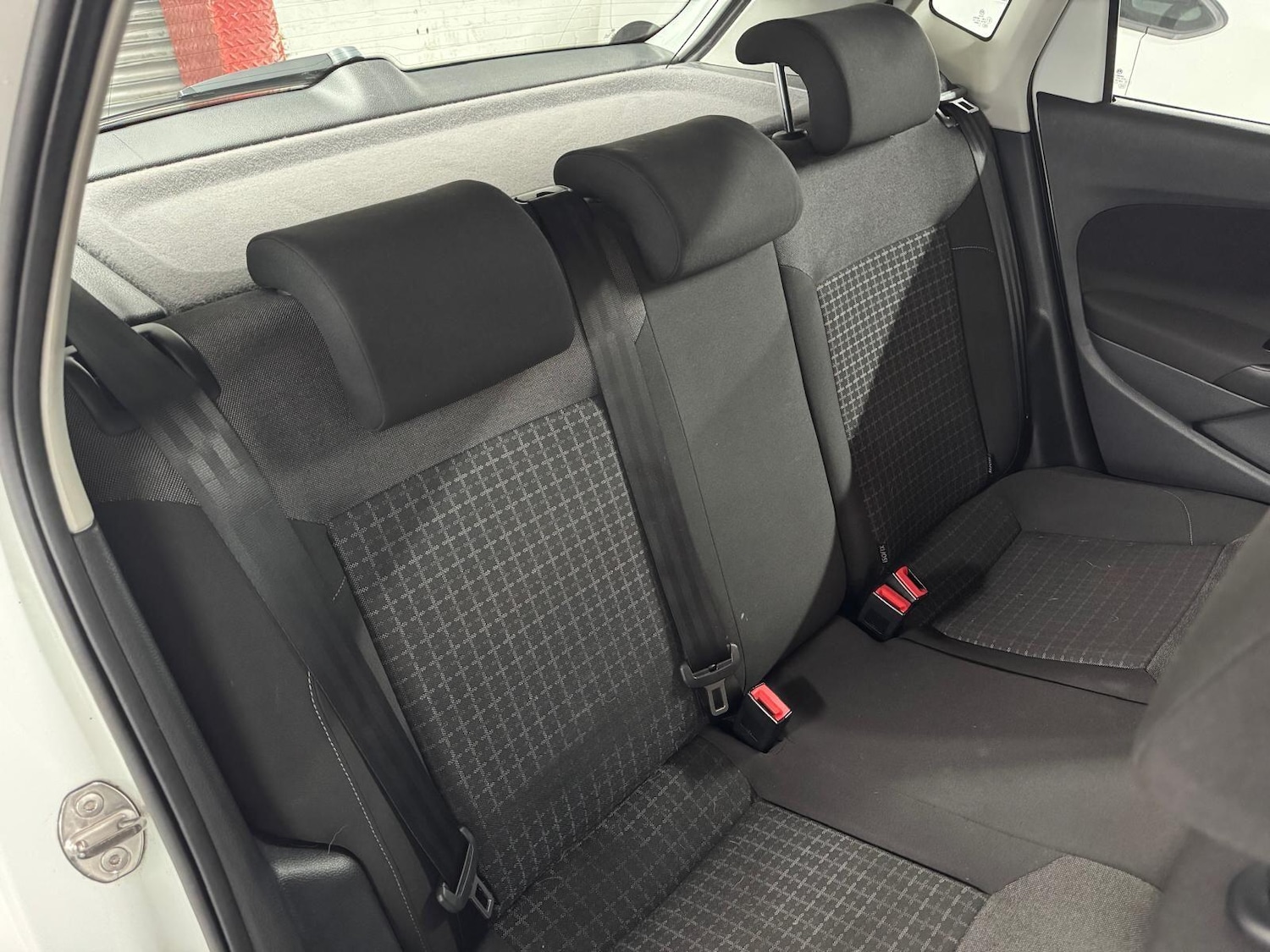 Used Volkswagen Polo 2015 for sale - 76936369: Photo 19