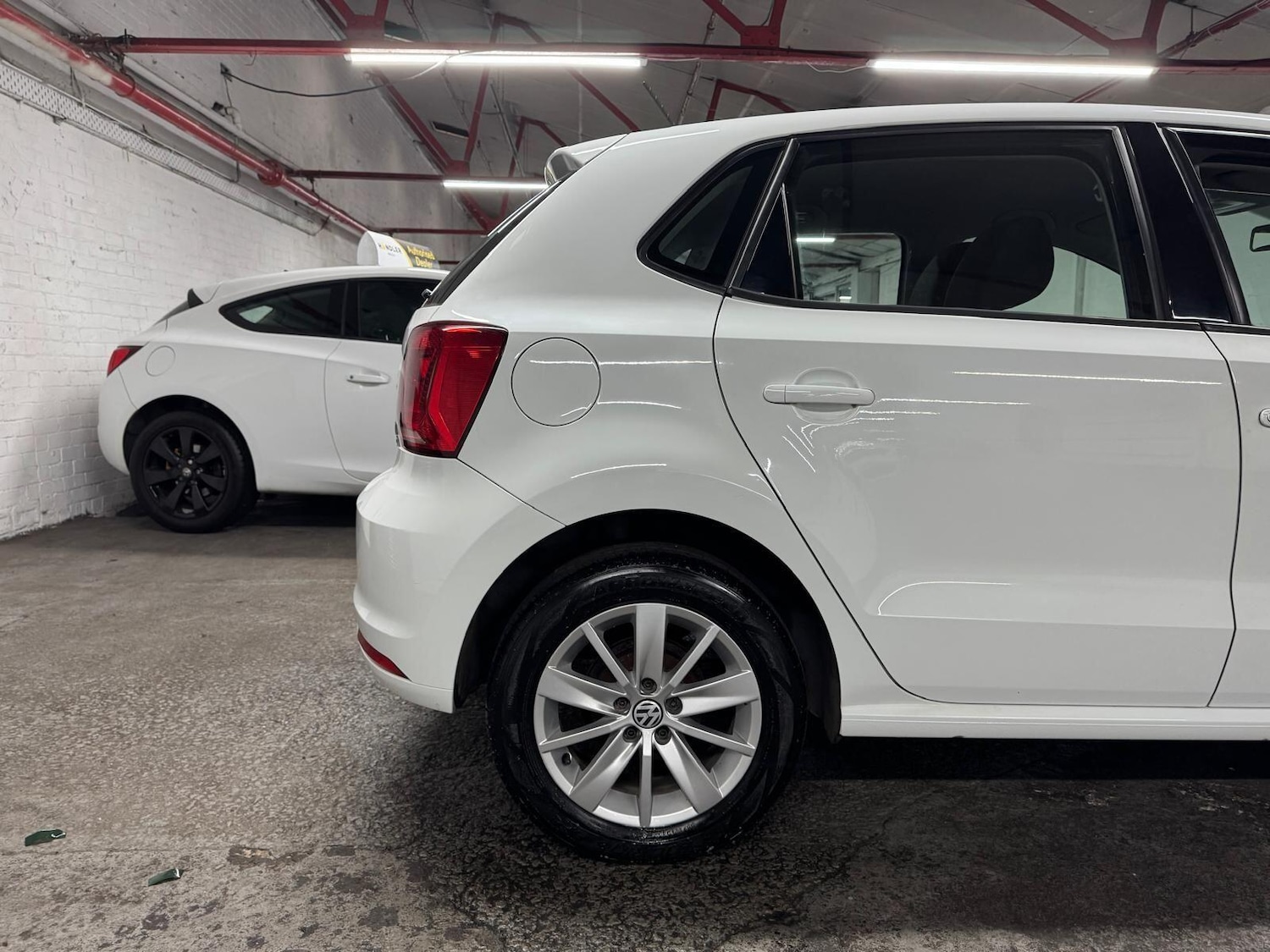 Used Volkswagen Polo 2015 for sale - 76936369: Photo 23