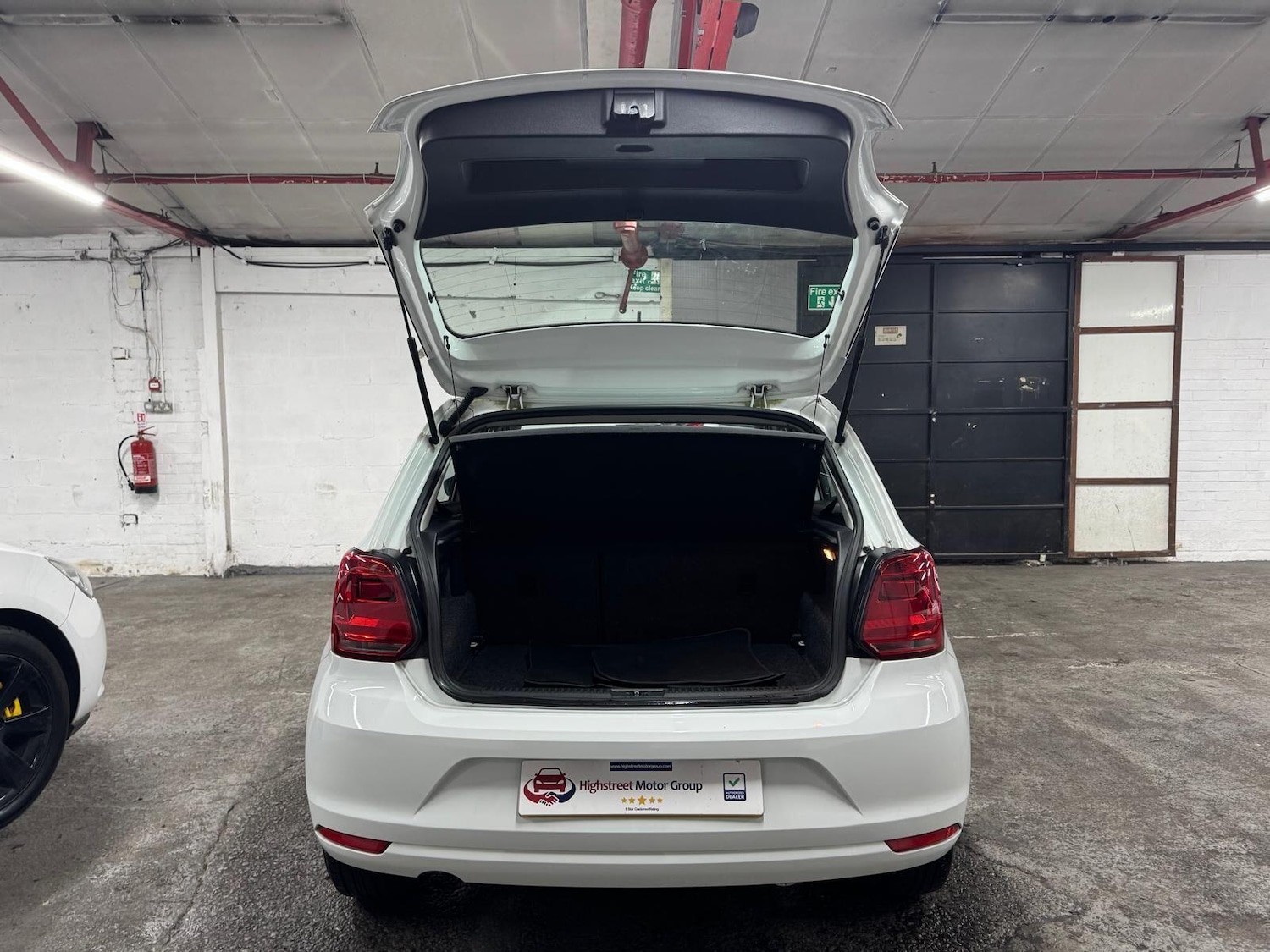 Used Volkswagen Polo 2015 for sale - 76936369: Photo 25