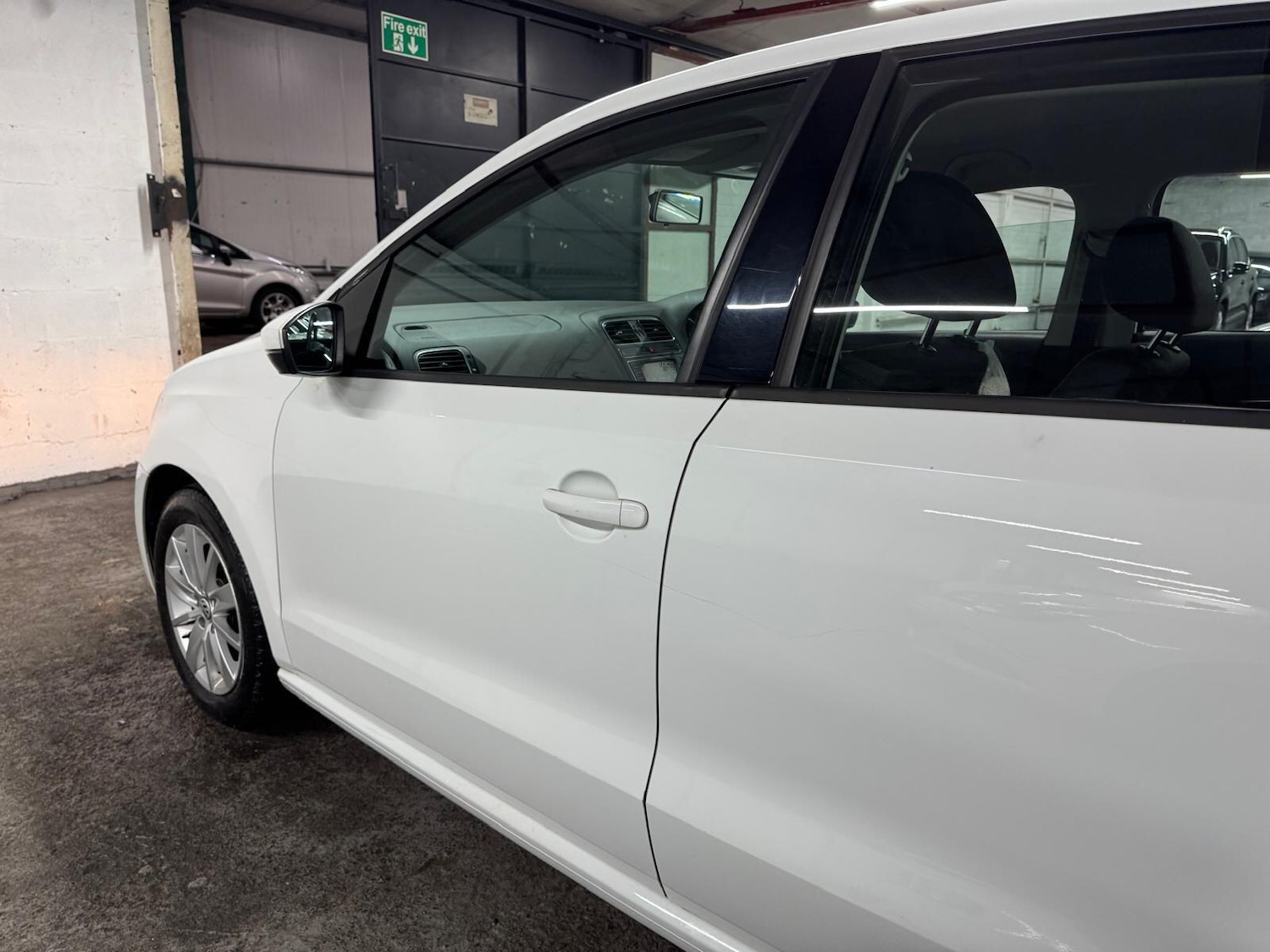 Used Volkswagen Polo 2015 for sale - 76936369: Photo 28