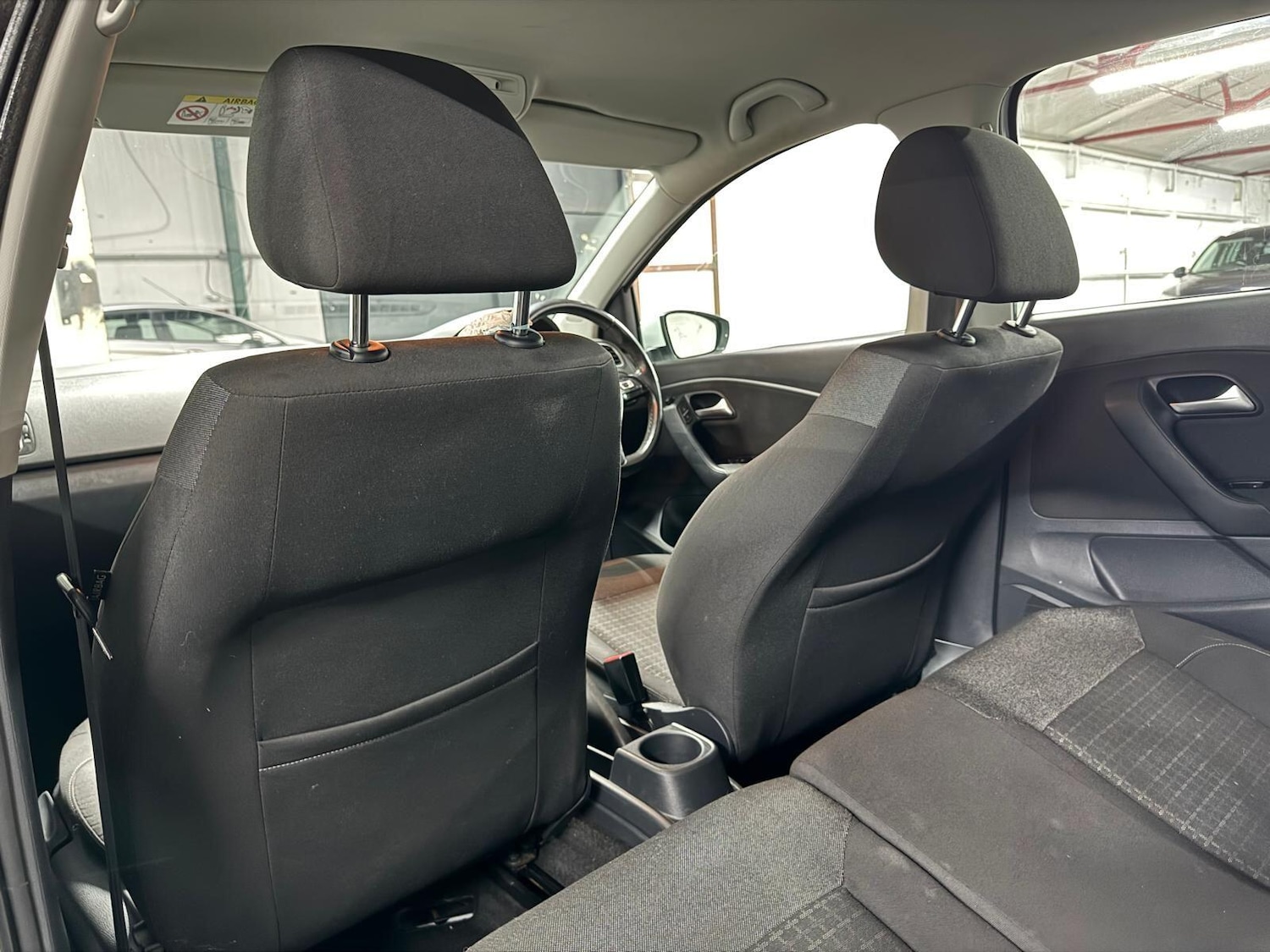 Used Volkswagen Polo 2015 for sale - 76936369: Photo 33