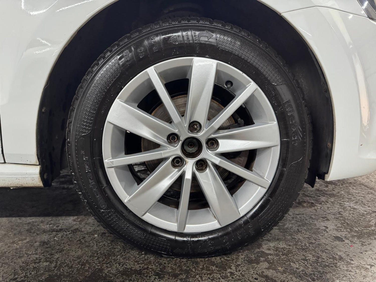 Used Volkswagen Polo 2015 for sale - 76936369: Photo 39