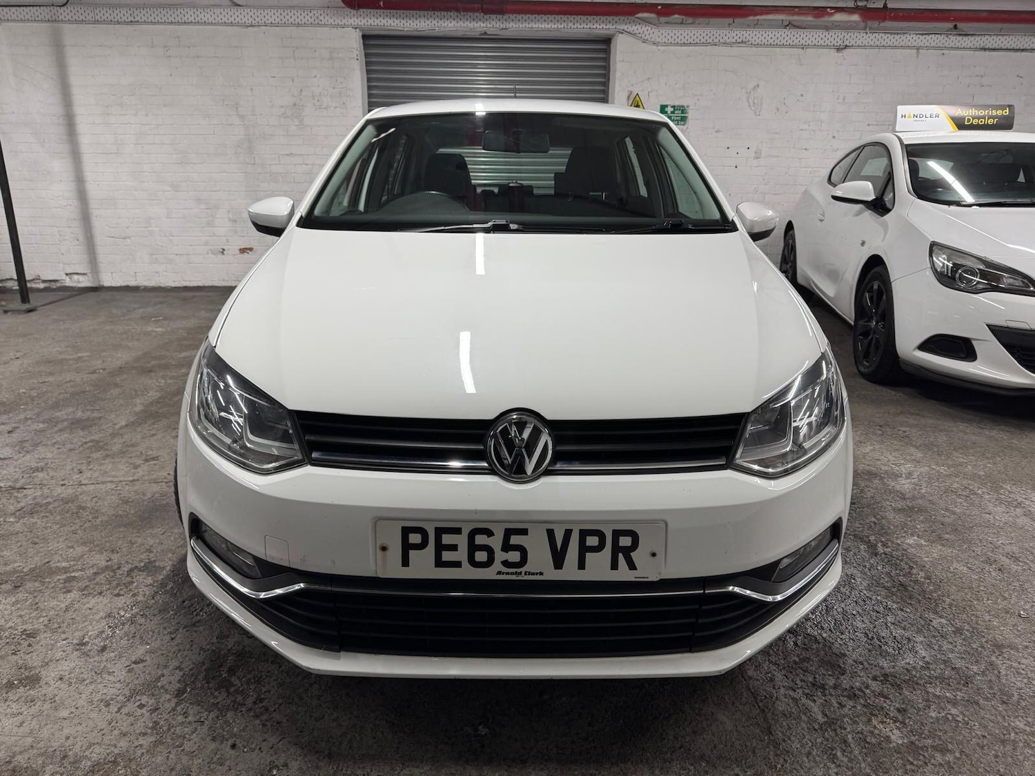 Used Volkswagen Polo 2015 for sale - 76936369: Photo 6