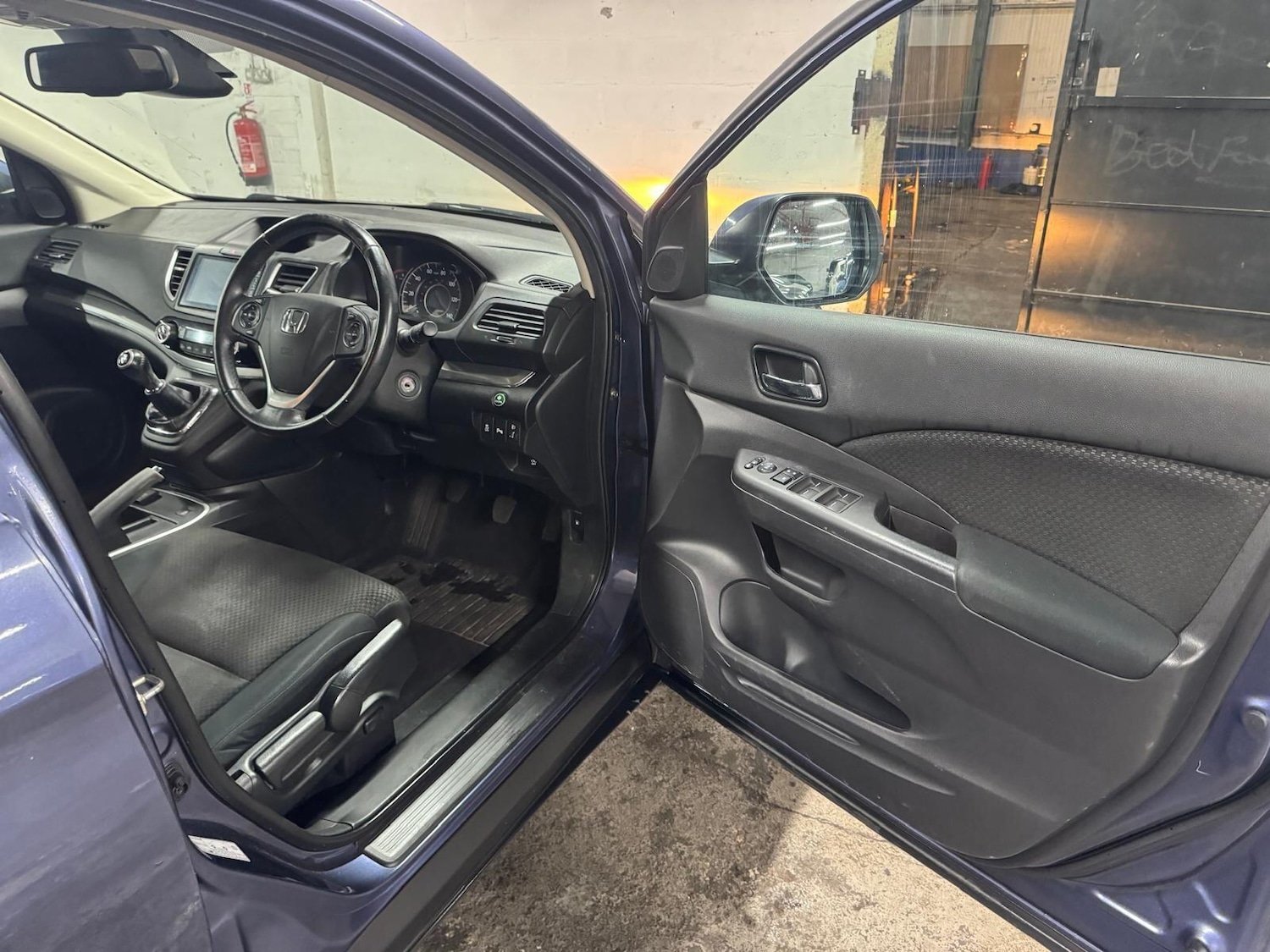 Used Honda CR-V 2015 for sale - 77386732: Photo 55