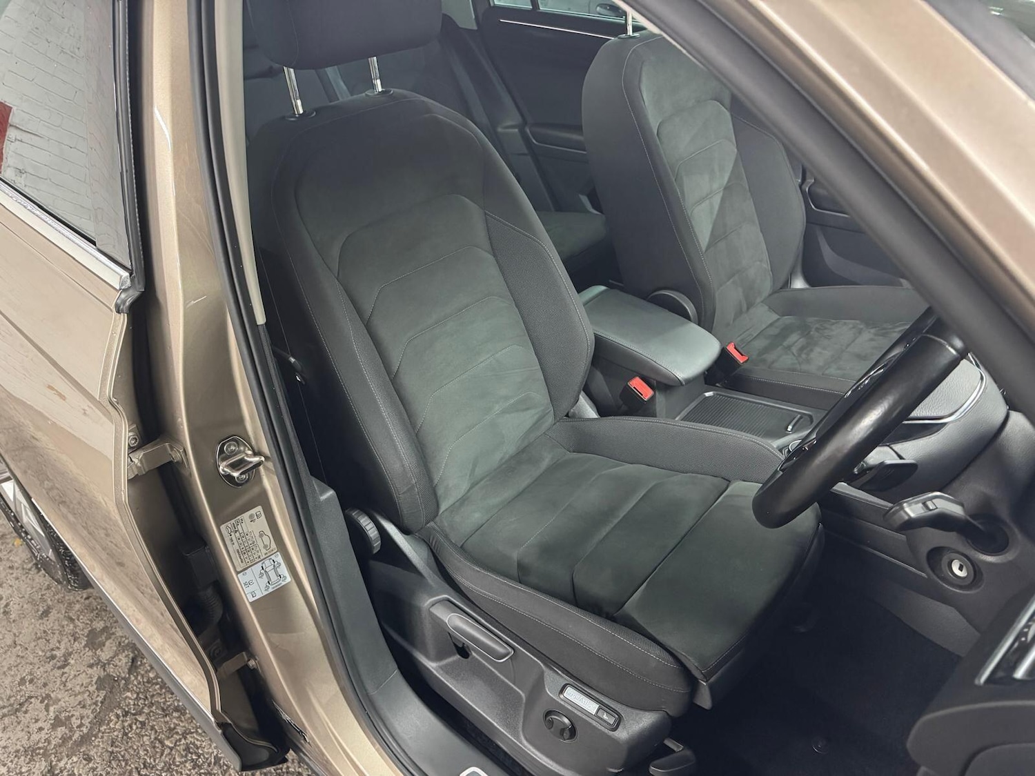 Used Volkswagen Tiguan for sale - 78135543: Photo 17