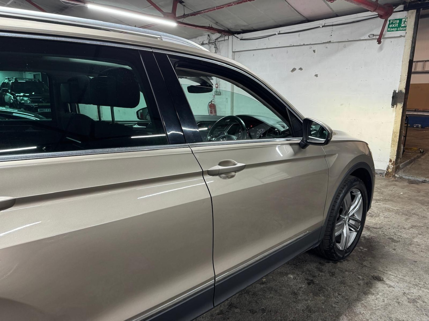 Used Volkswagen Tiguan for sale - 78135543: Photo 36