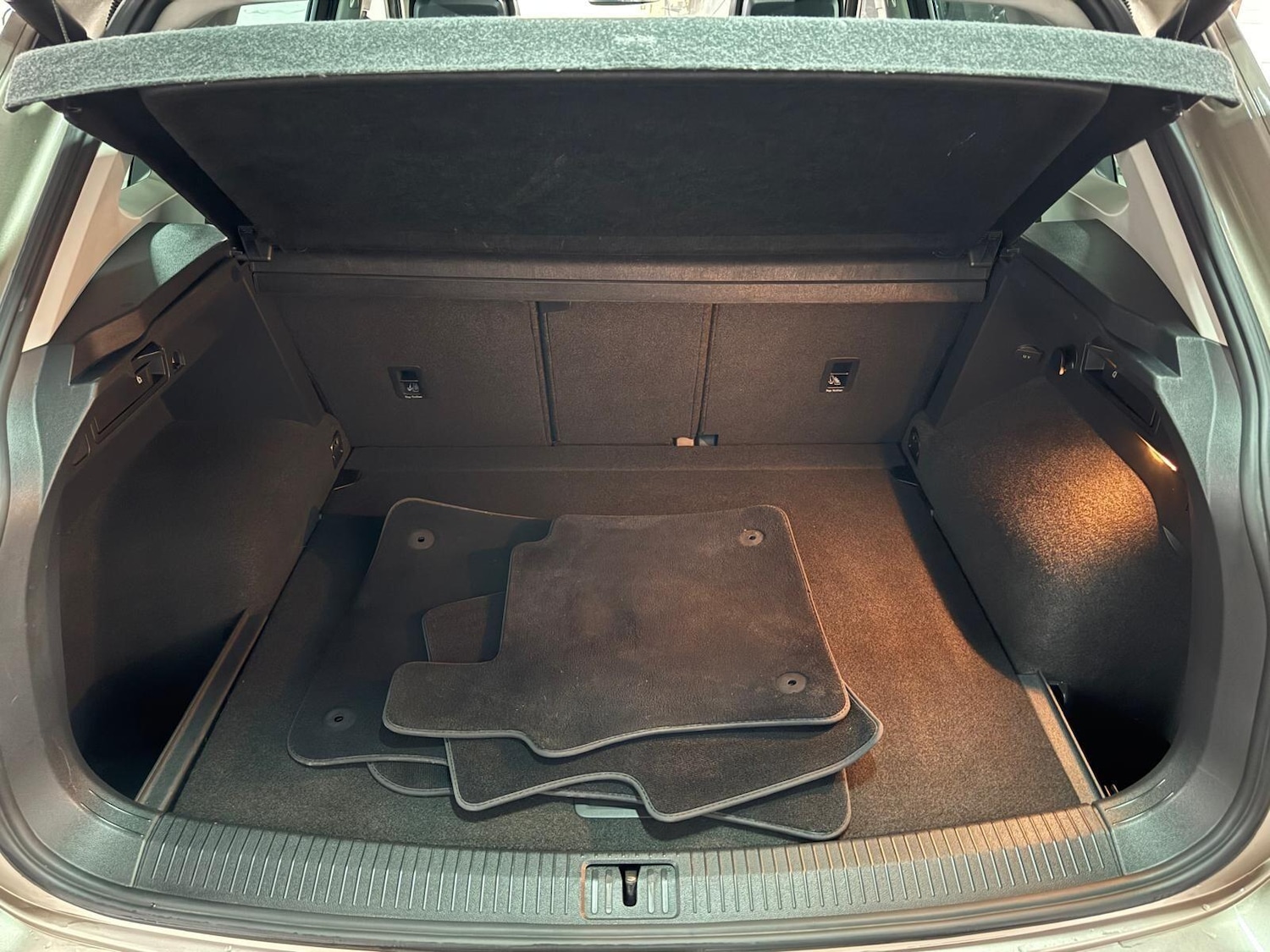 Used Volkswagen Tiguan for sale - 78135543: Photo 41