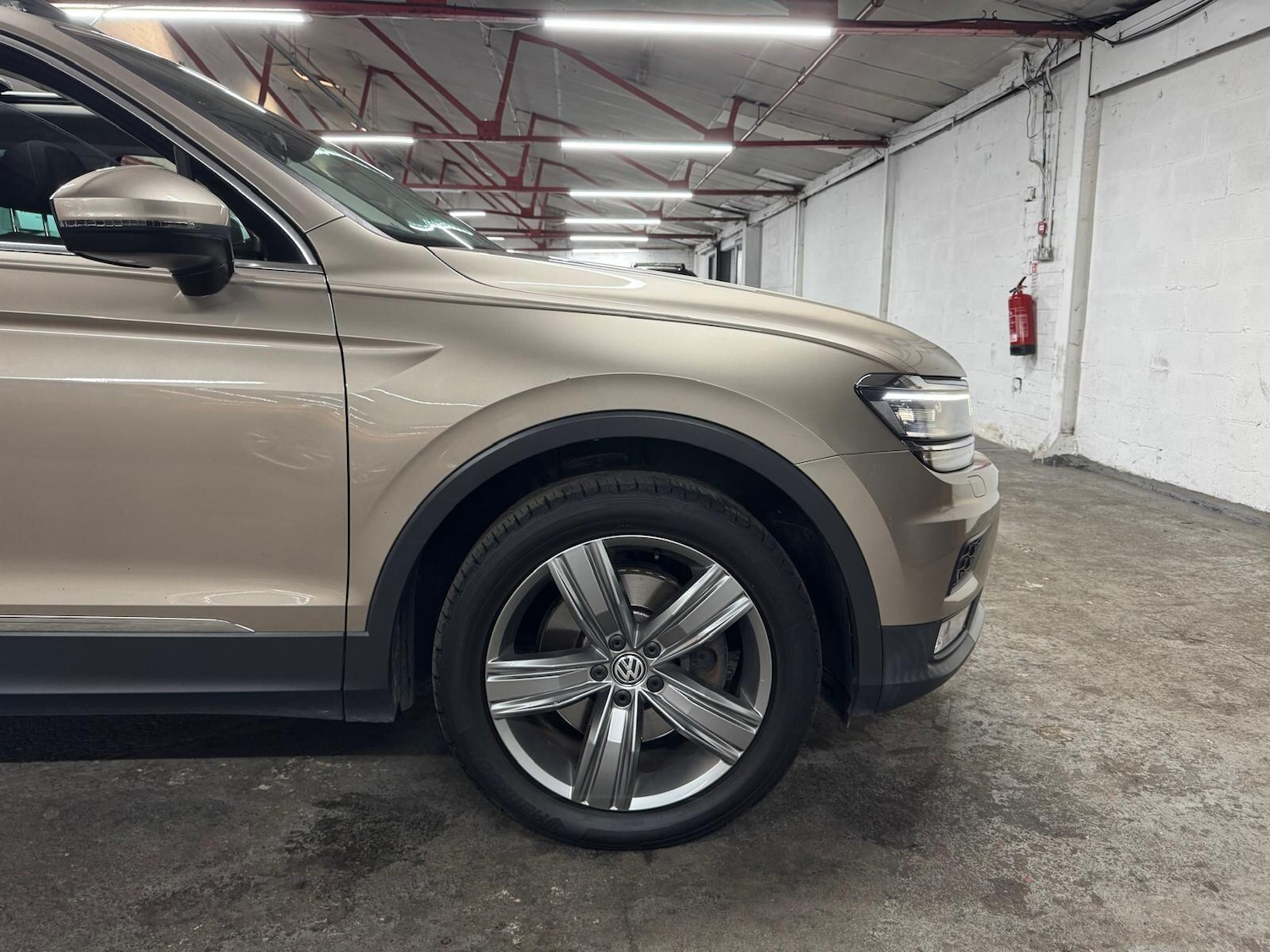 Used Volkswagen Tiguan for sale - 78135543: Photo 60