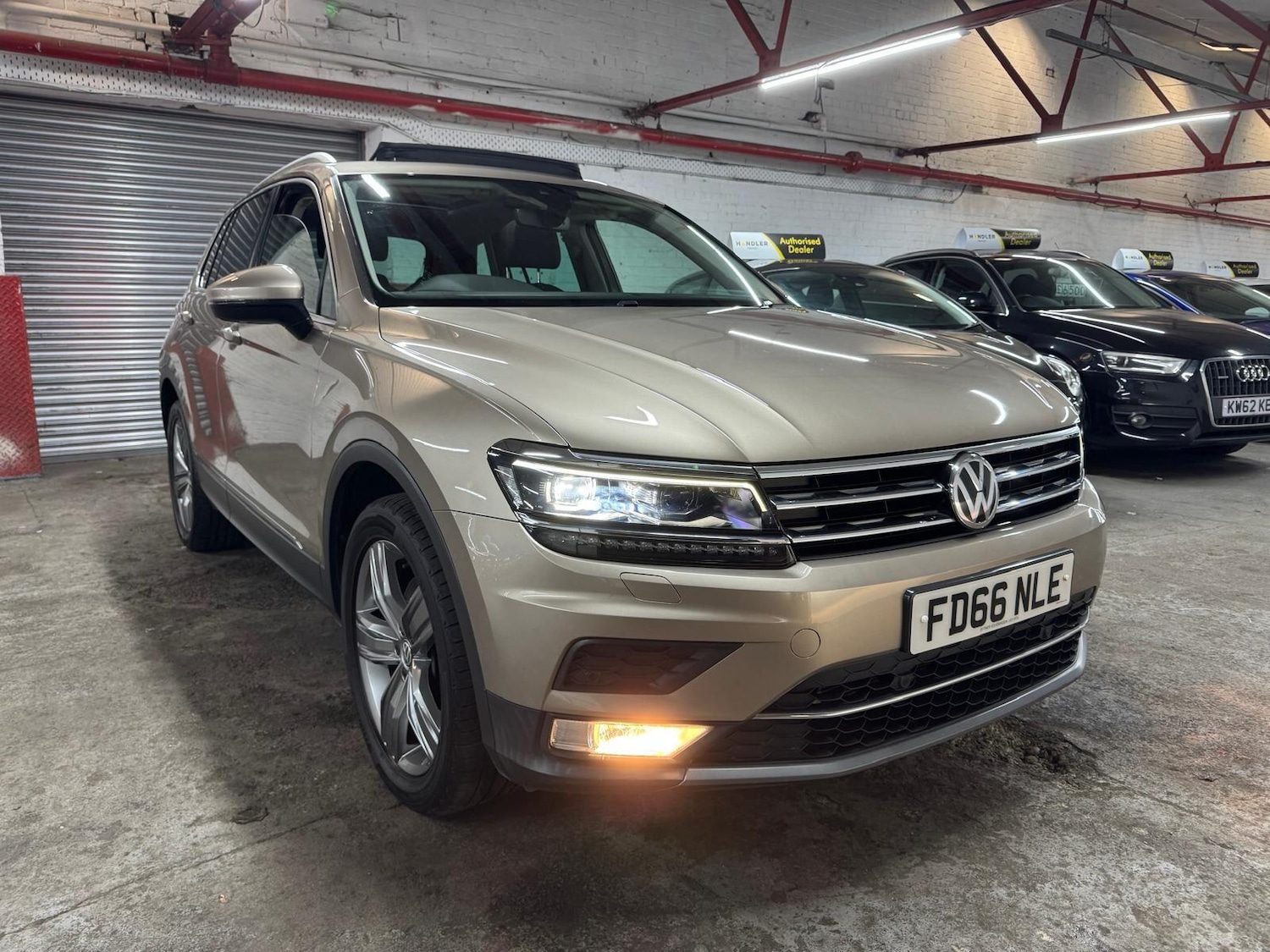 Used Volkswagen Tiguan for sale - 78135543: Photo 61