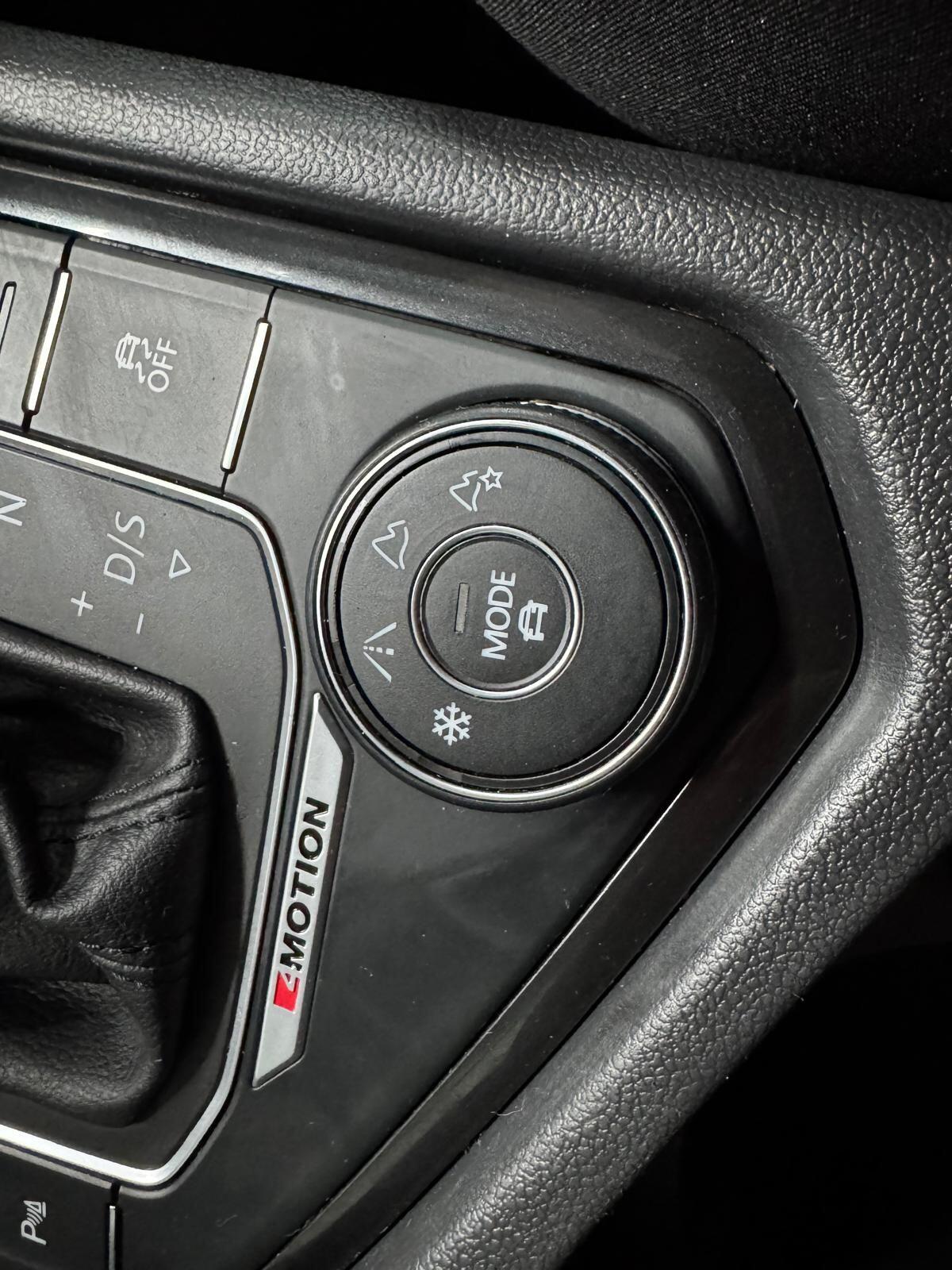 Used Volkswagen Tiguan for sale - 78135543: Photo 70