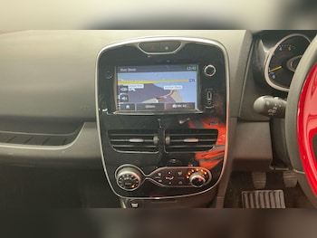 Used Renault Clio 2016 for sale - 78429288: Photo