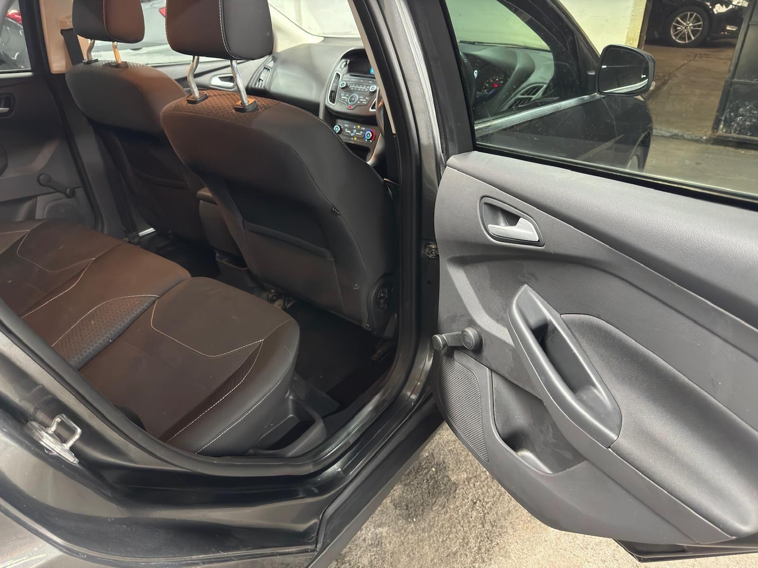 Used Ford Focus 2015 for sale - 78046707: Photo 21