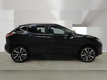 Used Nissan Qashqai 2015 for sale - 78429915: Photo