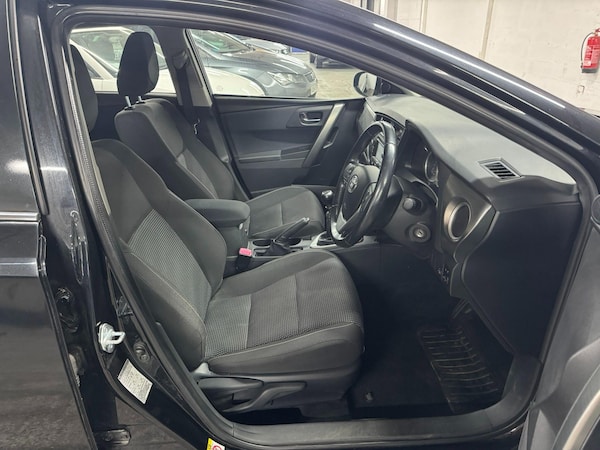 Used Toyota Auris 2015 for sale - 76084030: Photo 12