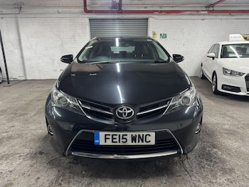 Used Toyota Auris 2015 for sale - 76084030: Photo 4