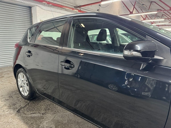 Used Toyota Auris 2015 for sale - 76084030: Photo 9