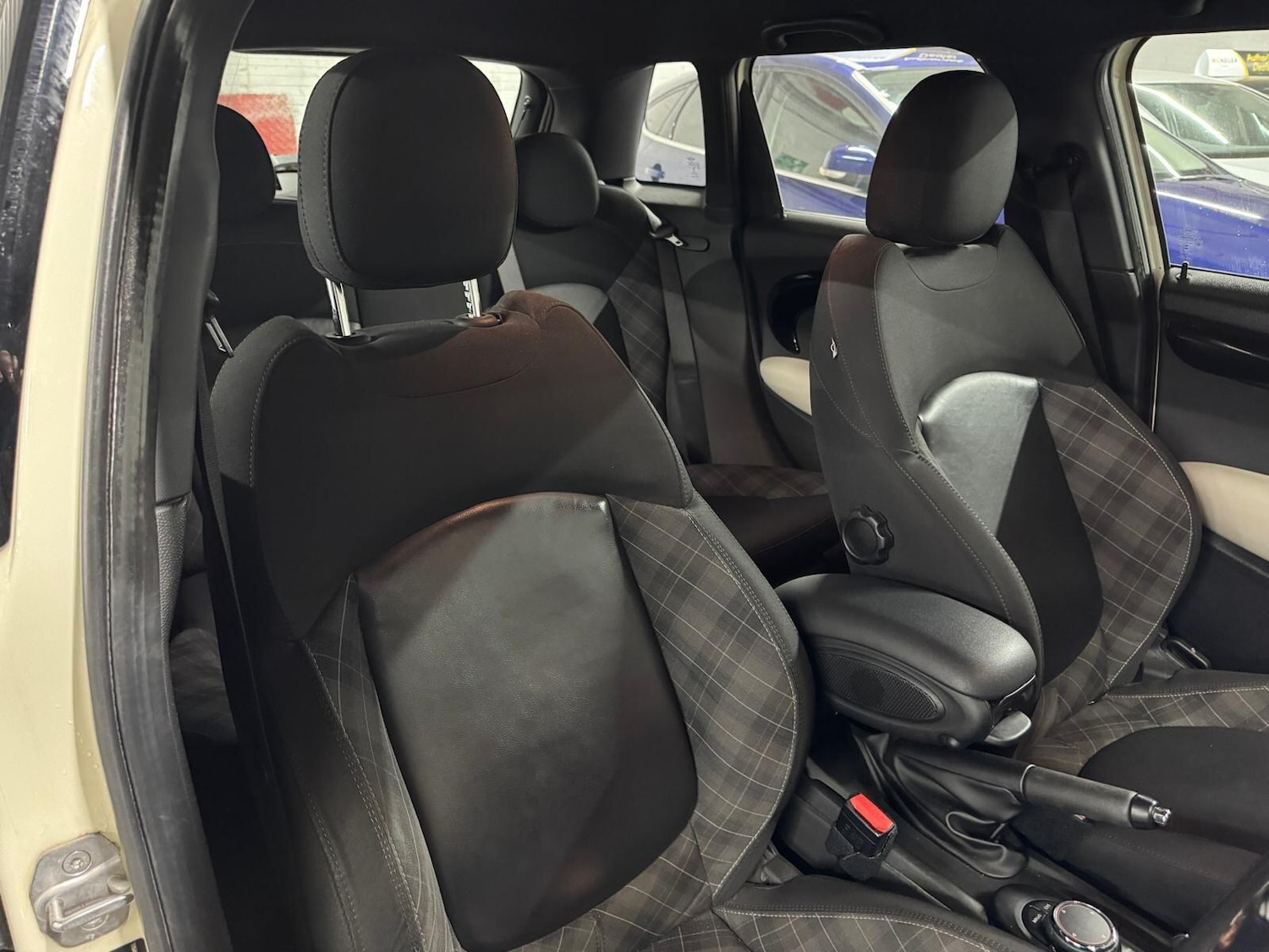 Used MINI Hatch 2015 for sale - 76801228: Photo 13