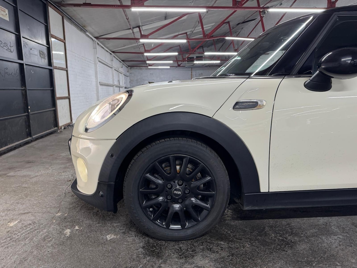 Used MINI Hatch 2015 for sale - 76801228: Photo 41