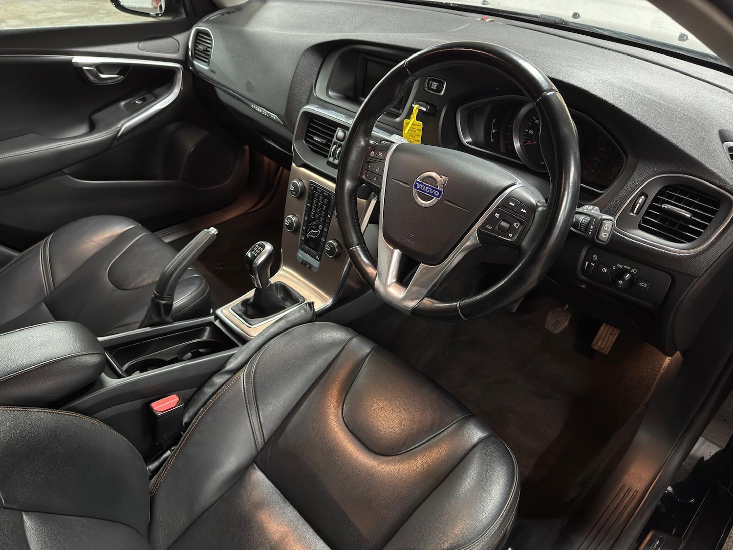 Used Volvo V40 Cross Country 2014 for sale - 78006546: Photo 19