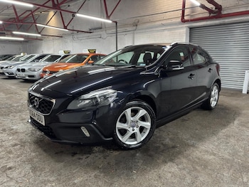 Used Volvo V40 Cross Country 2014 for sale - 78006546: Photo