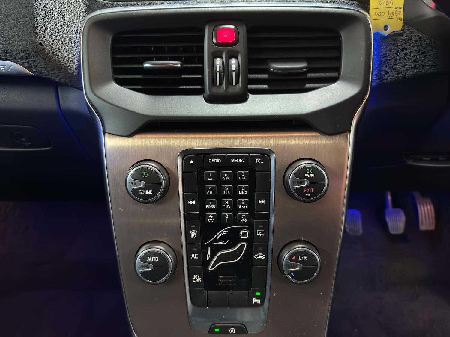 Used Volvo V40 Cross Country 2014 for sale - 78006546: Photo 24