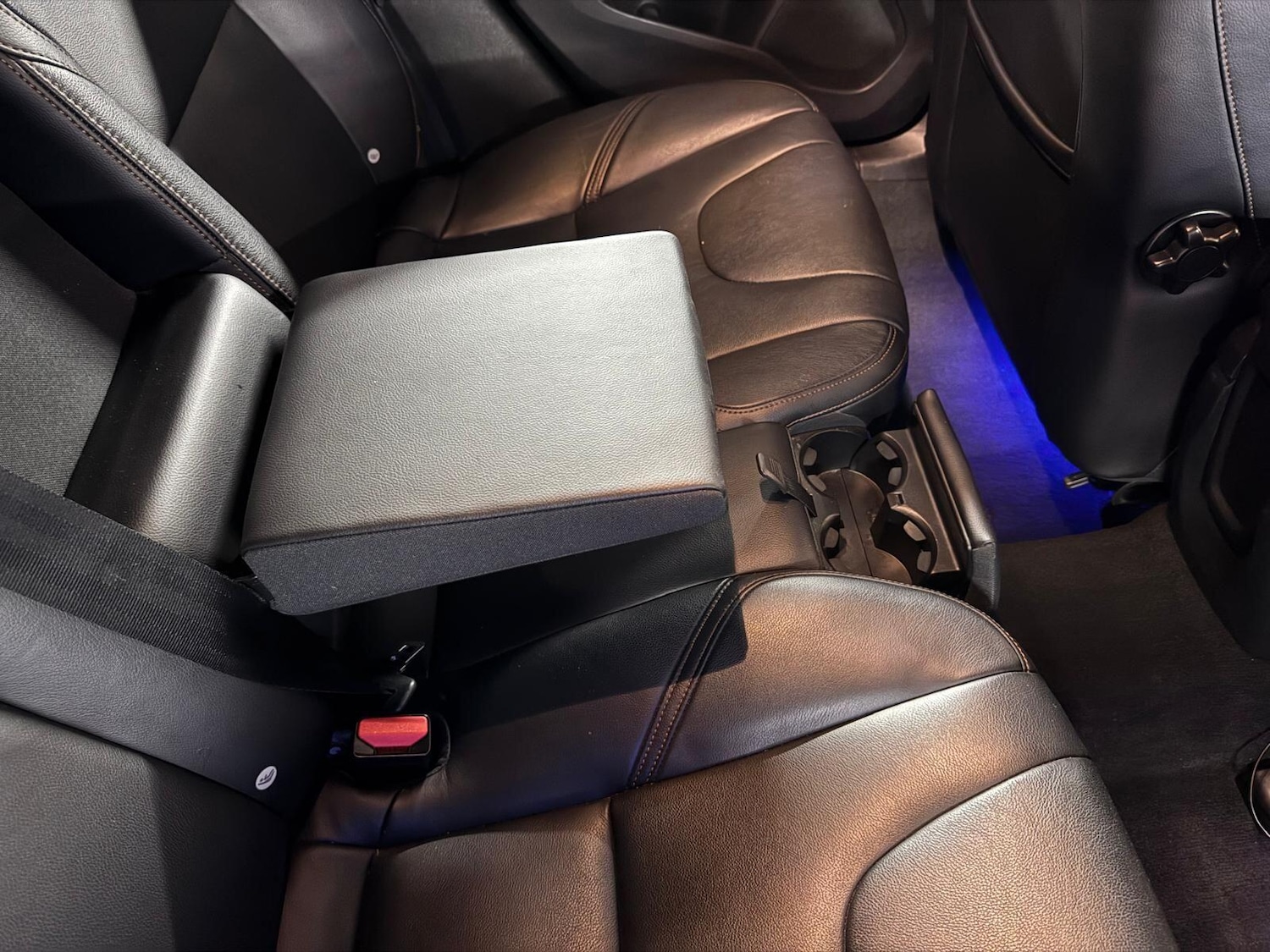 Used Volvo V40 Cross Country 2014 for sale - 78006546: Photo 29