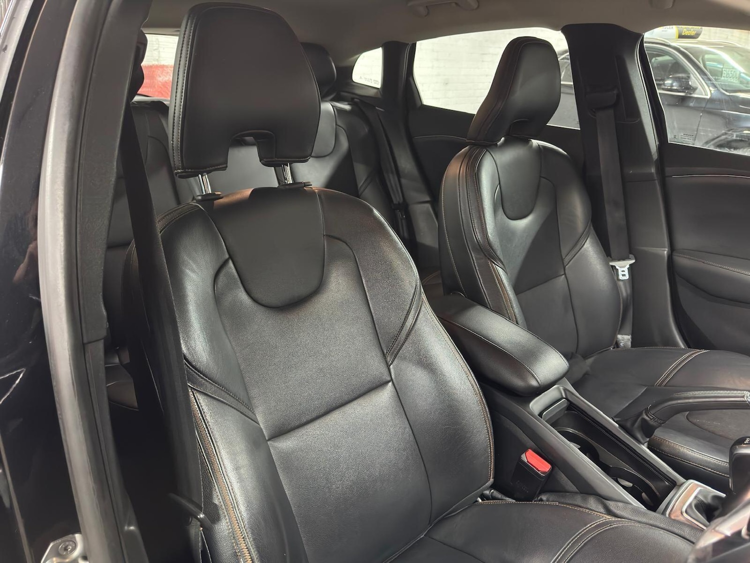 Used Volvo V40 Cross Country 2014 for sale - 78006546: Photo 3