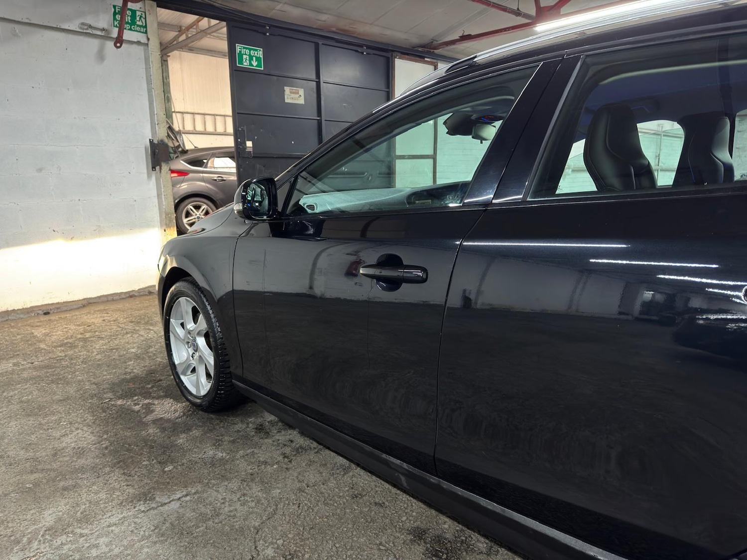 Used Volvo V40 Cross Country 2014 for sale - 78006546: Photo 37