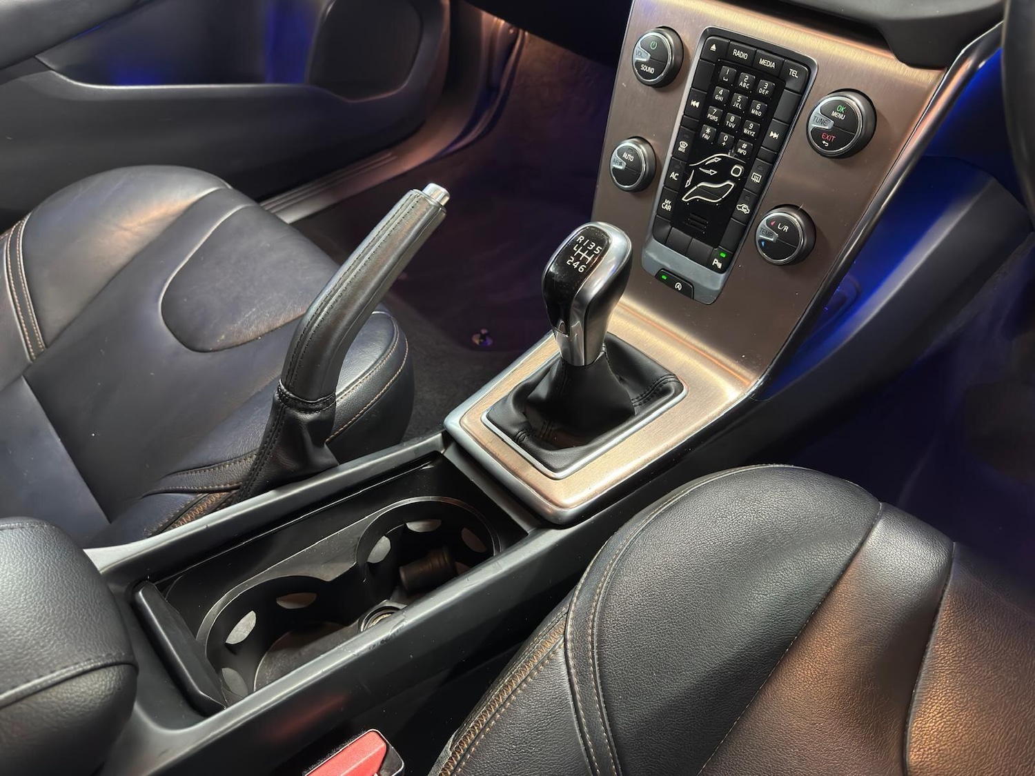 Used Volvo V40 Cross Country 2014 for sale - 78006546: Photo 4