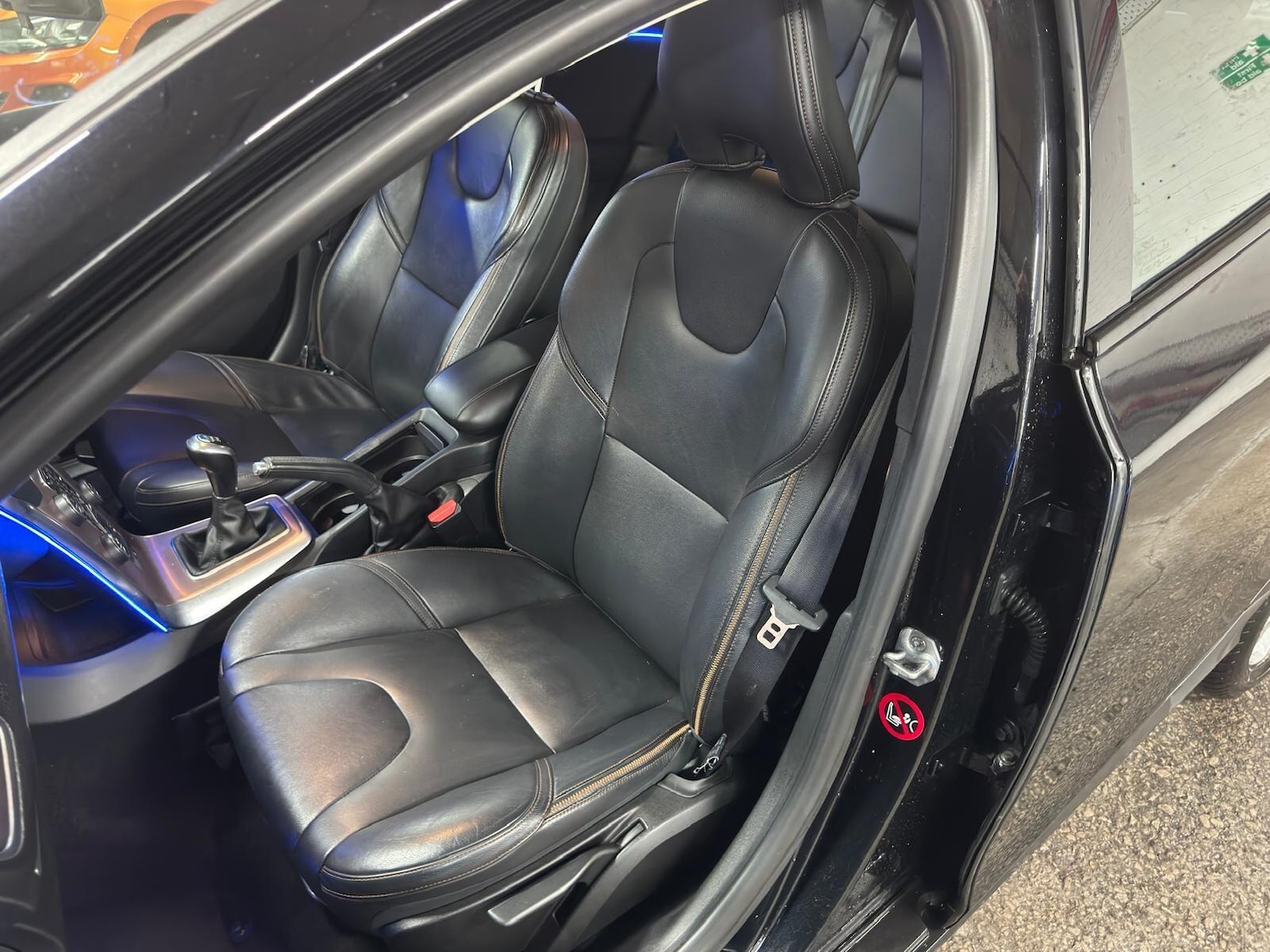 Used Volvo V40 Cross Country 2014 for sale - 78006546: Photo 45