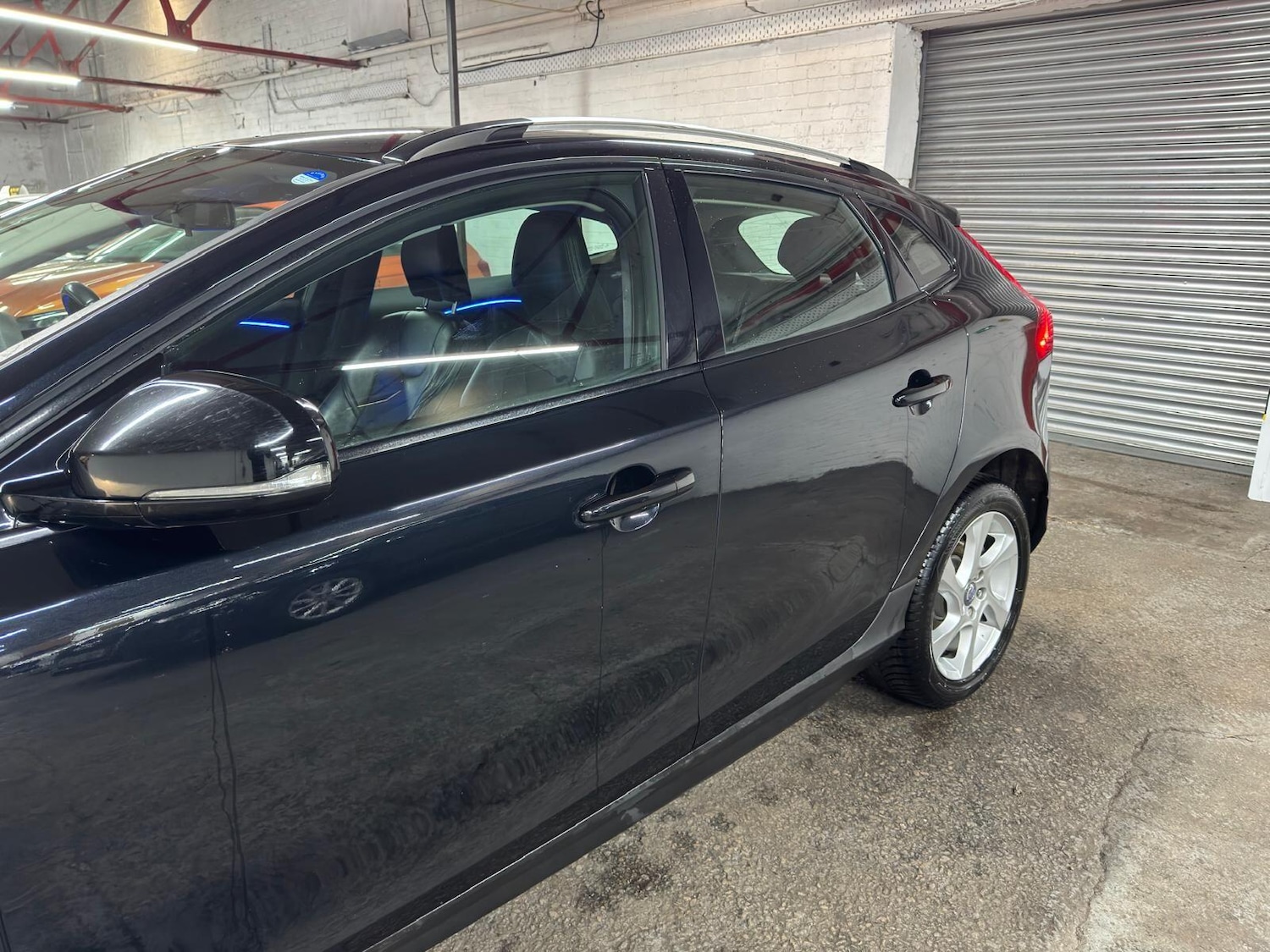 Used Volvo V40 Cross Country 2014 for sale - 78006546: Photo 46