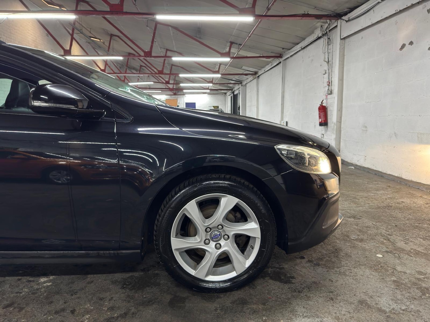 Used Volvo V40 Cross Country 2014 for sale - 78006546: Photo 48