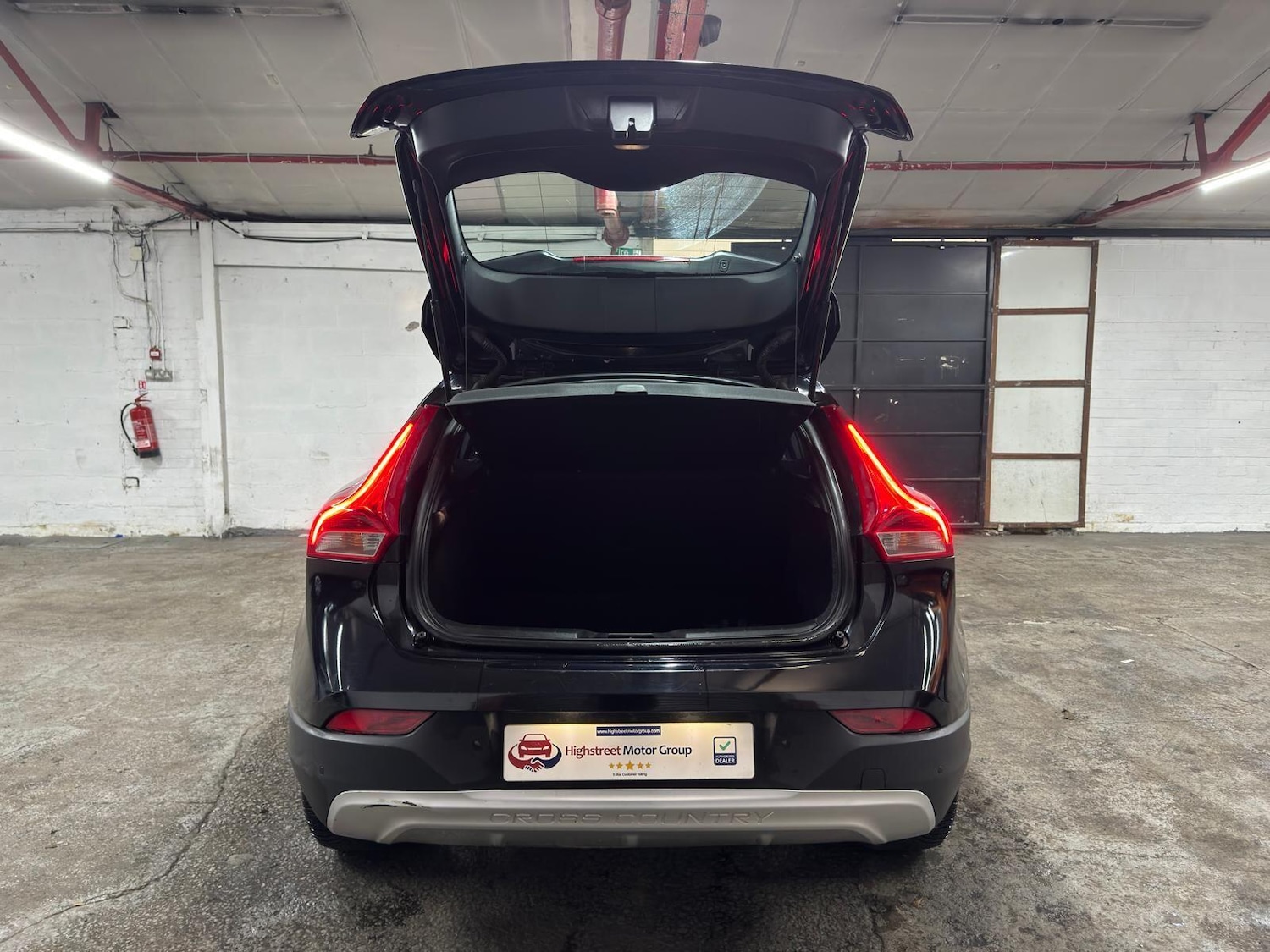 Used Volvo V40 Cross Country 2014 for sale - 78006546: Photo 5