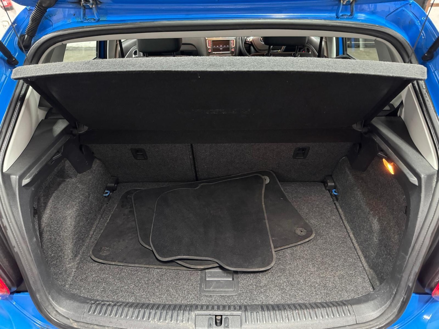 Used Volkswagen Polo 2015 for sale - 77386384: Photo 26