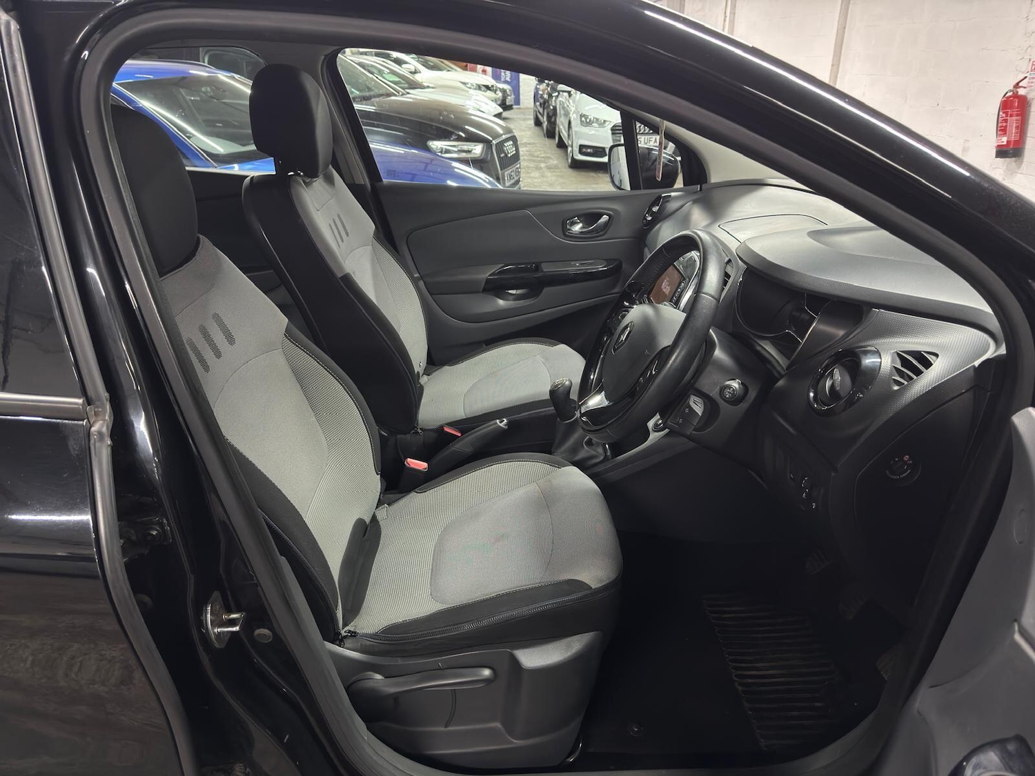 Used Renault Captur 2015 for sale - 78204291: Photo 10