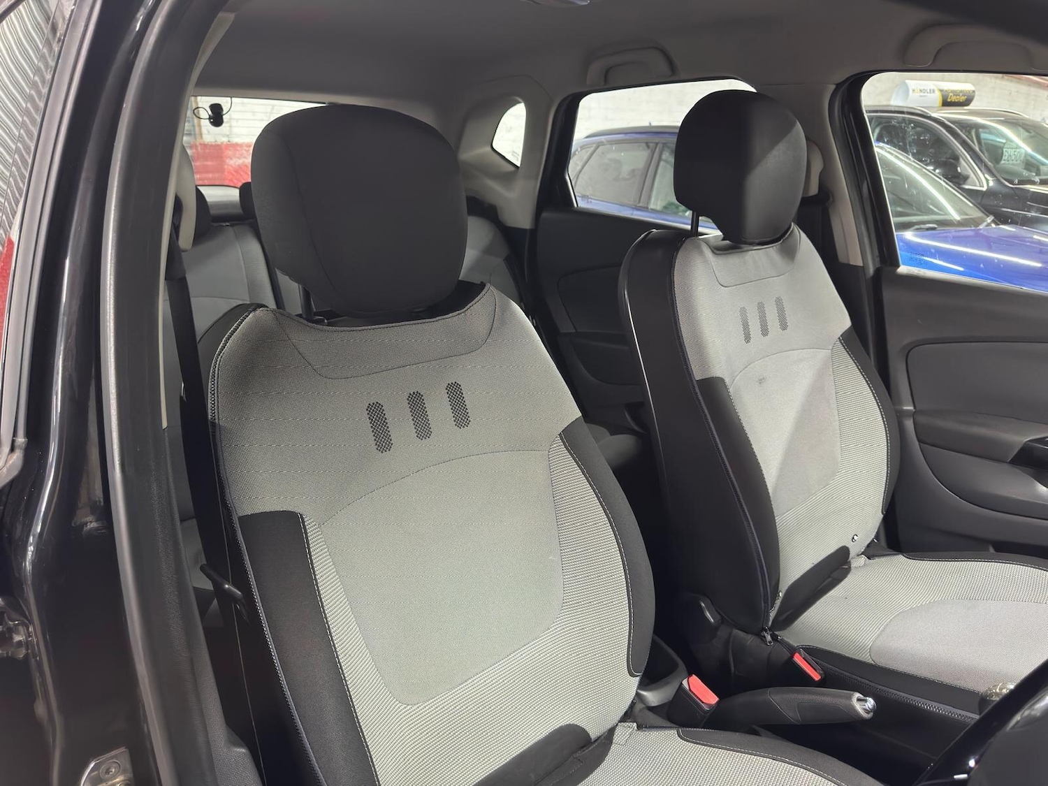 Used Renault Captur 2015 for sale - 78204291: Photo 11