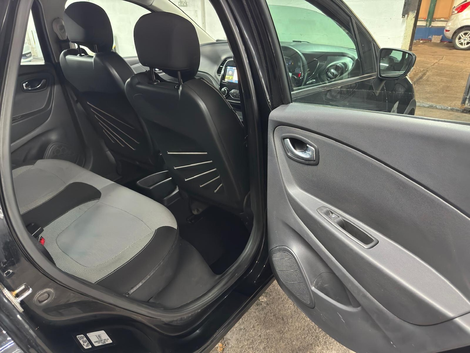 Used Renault Captur 2015 for sale - 78204291: Photo 22