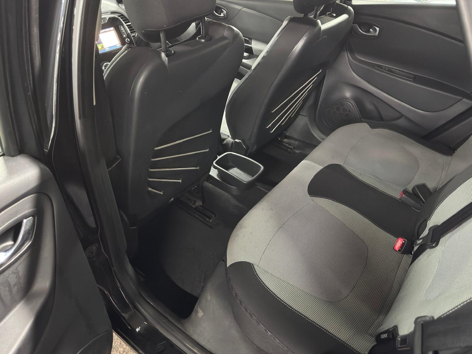 Used Renault Captur 2015 for sale - 78204291: Photo 36