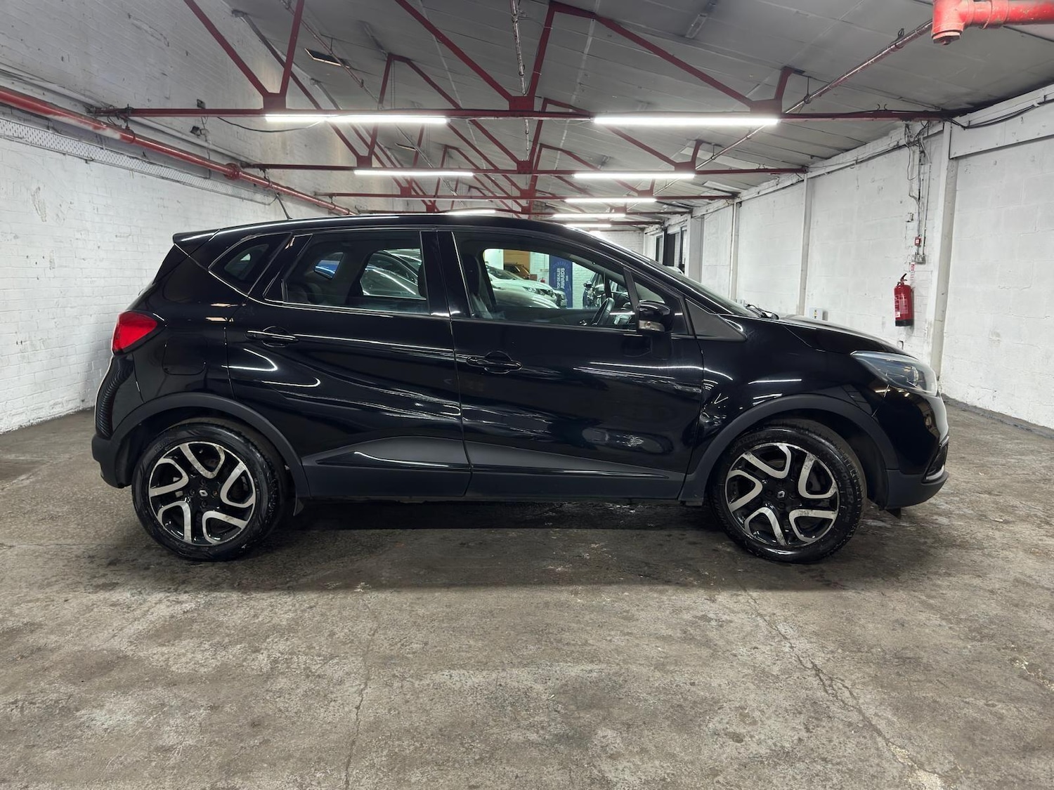 Used Renault Captur 2015 for sale - 78204291: Photo 5