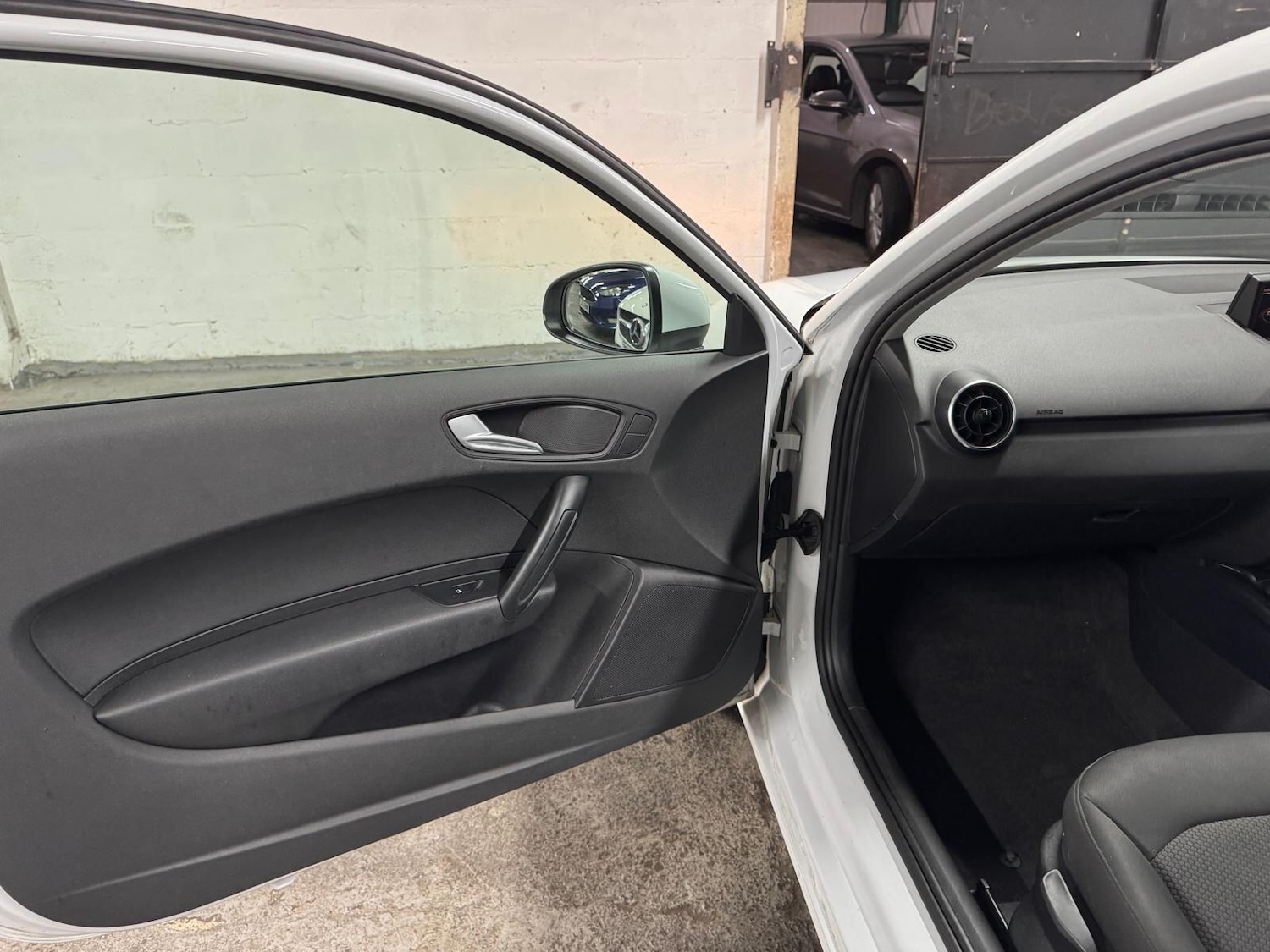 Used Audi A1 2013 for sale - 77016612: Photo 12