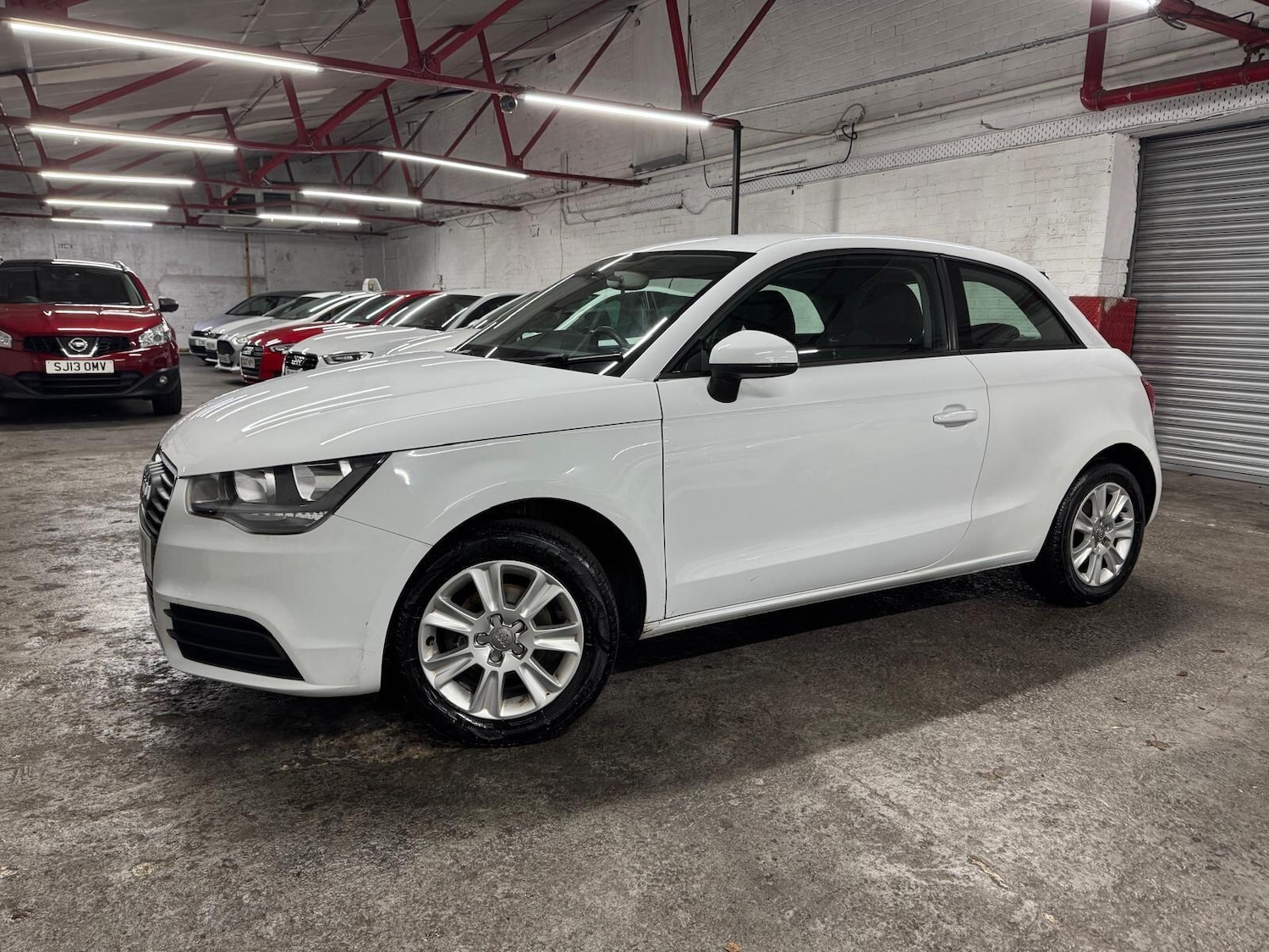 Used Audi A1 2013 for sale - 77016612: Photo 2