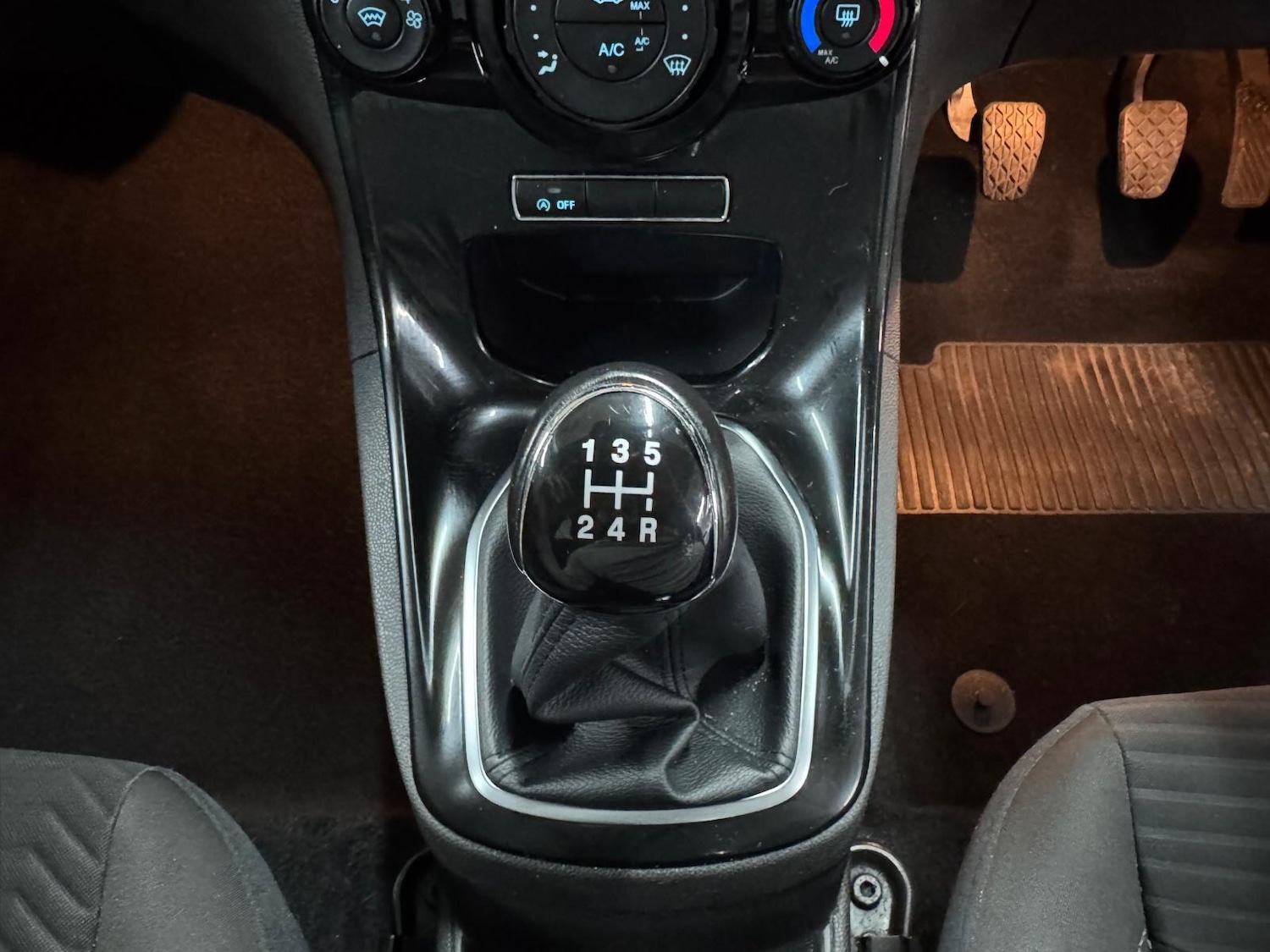 Used Ford Fiesta 2017 for sale - 77049979: Photo 34