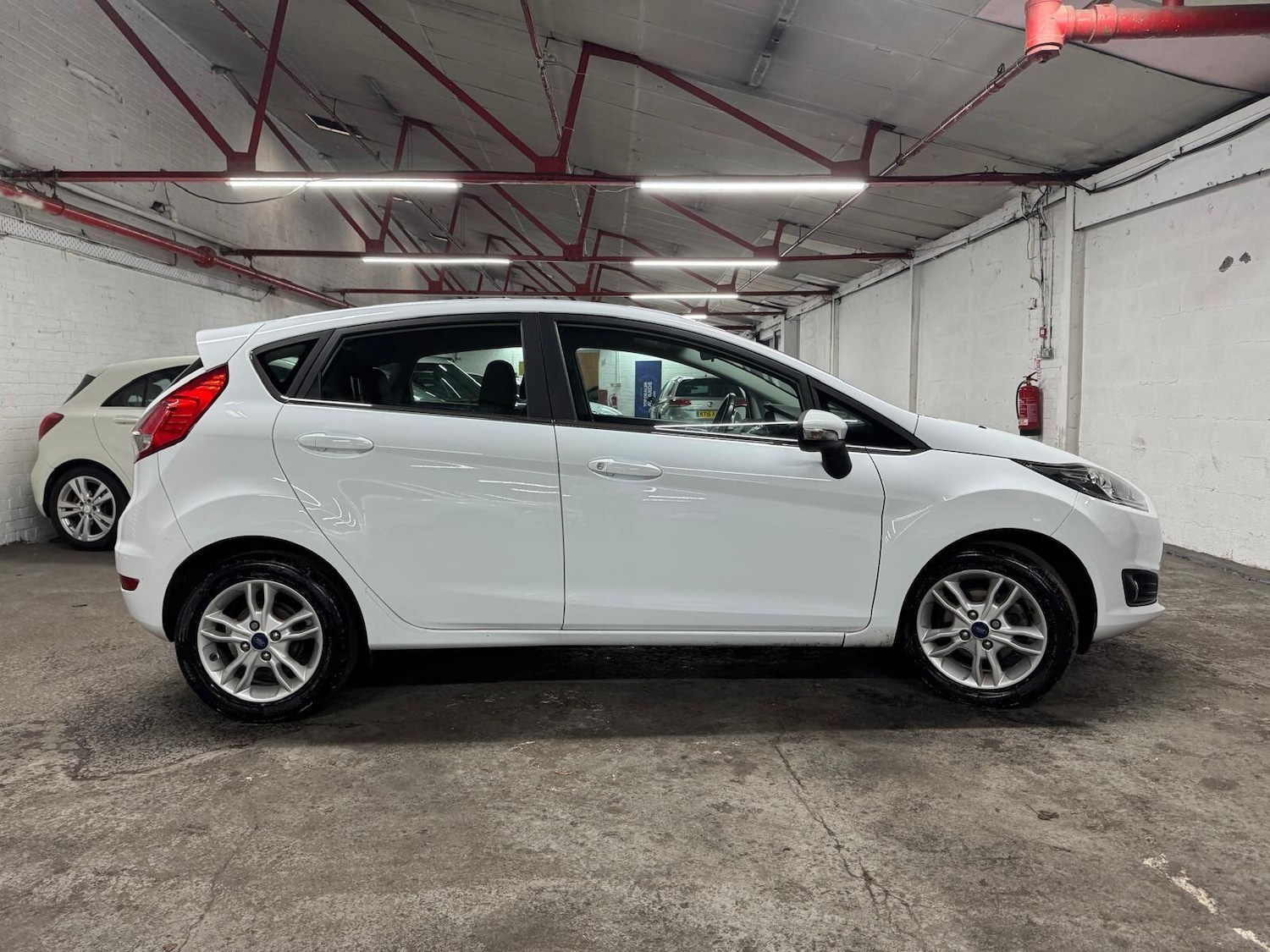Used Ford Fiesta 2017 for sale - 77049979: Photo 43