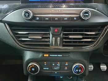 Used Ford Focus 2019 for sale - 75608957: Photo