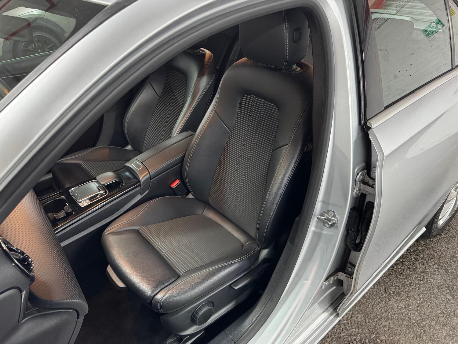 Used Mercedes-Benz A-Class 2018 for sale - 76498880: Photo 15