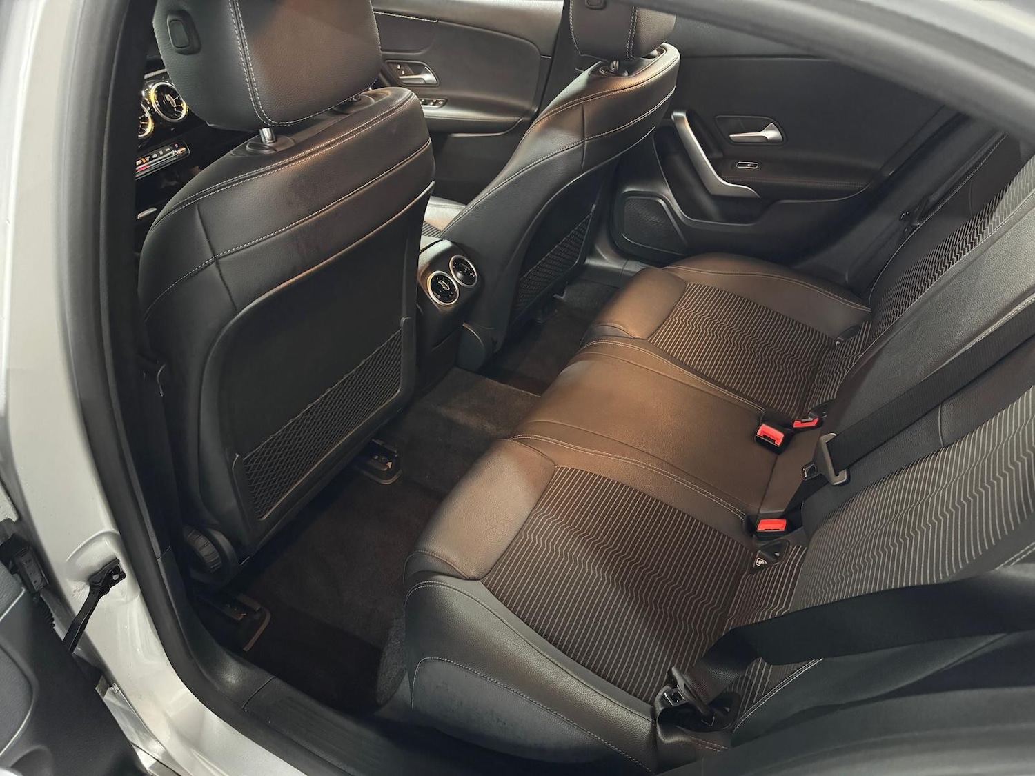 Used Mercedes-Benz A-Class 2018 for sale - 76498880: Photo 19