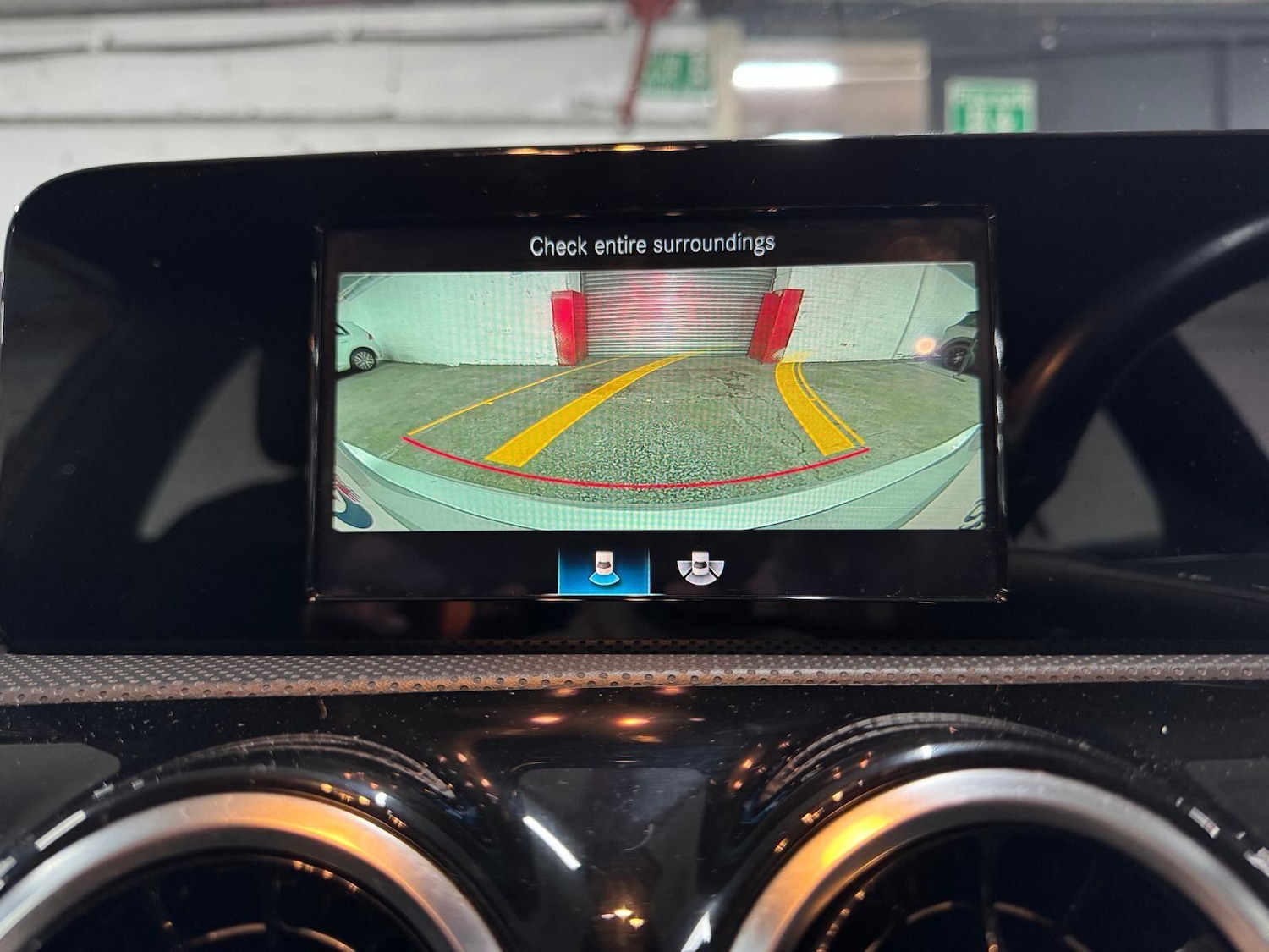 Used Mercedes-Benz A-Class 2018 for sale - 76498880: Photo 2